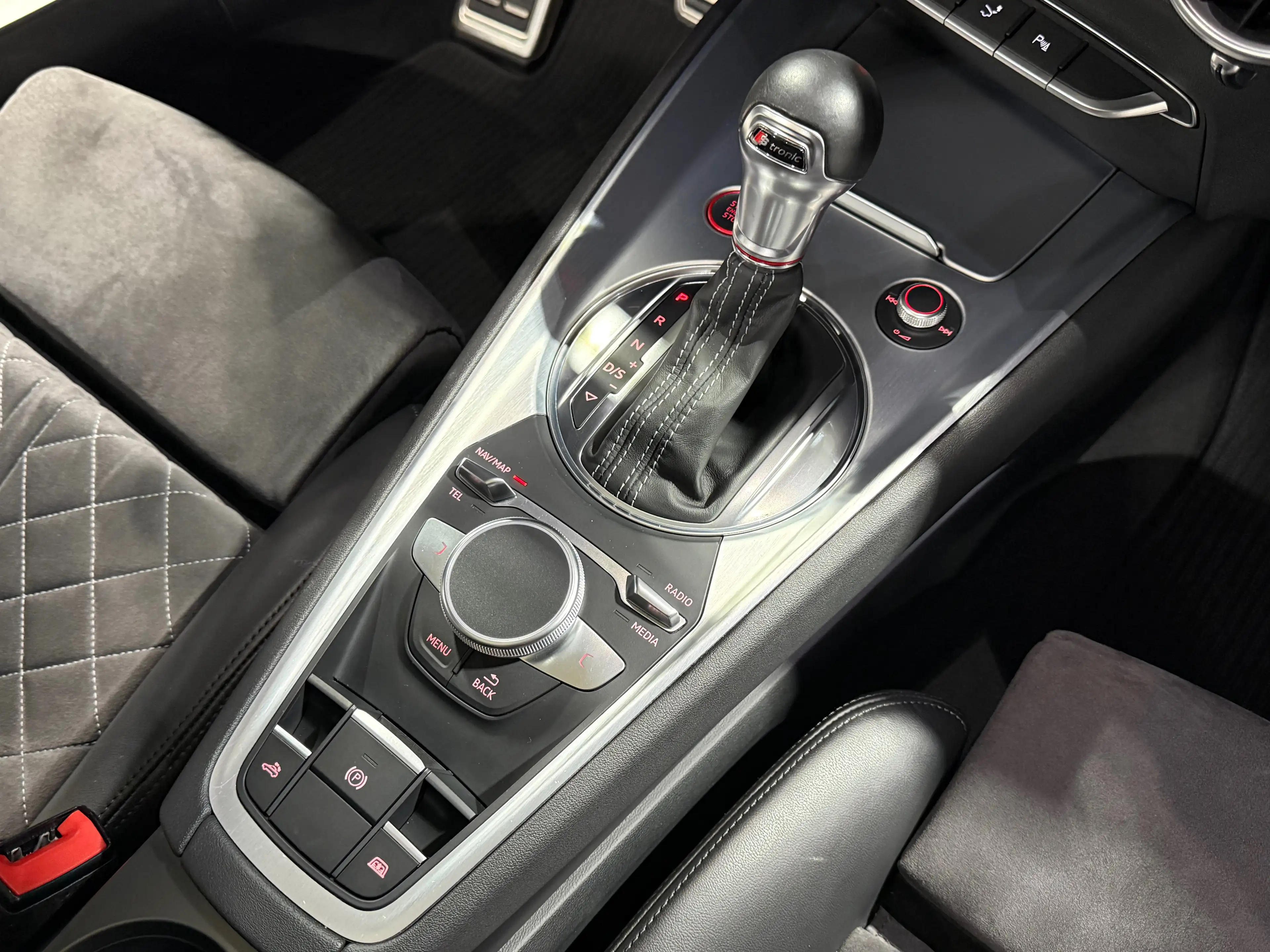 Audi TTS Roadster 2.0 TFSI Quattro S tronic 310cv FULL — photo 12