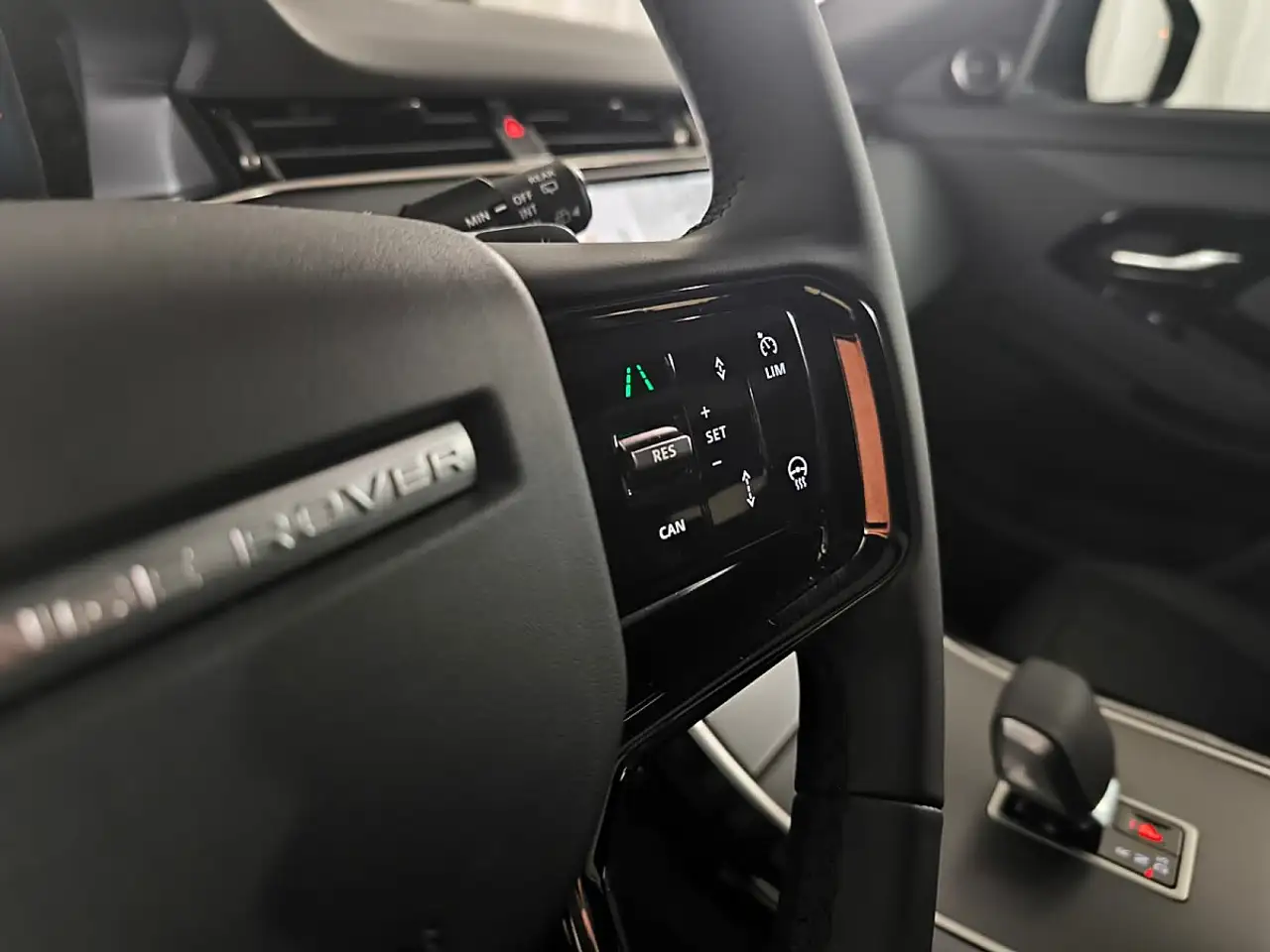 Land Rover Range Rover Evoque 2026 — фото 10