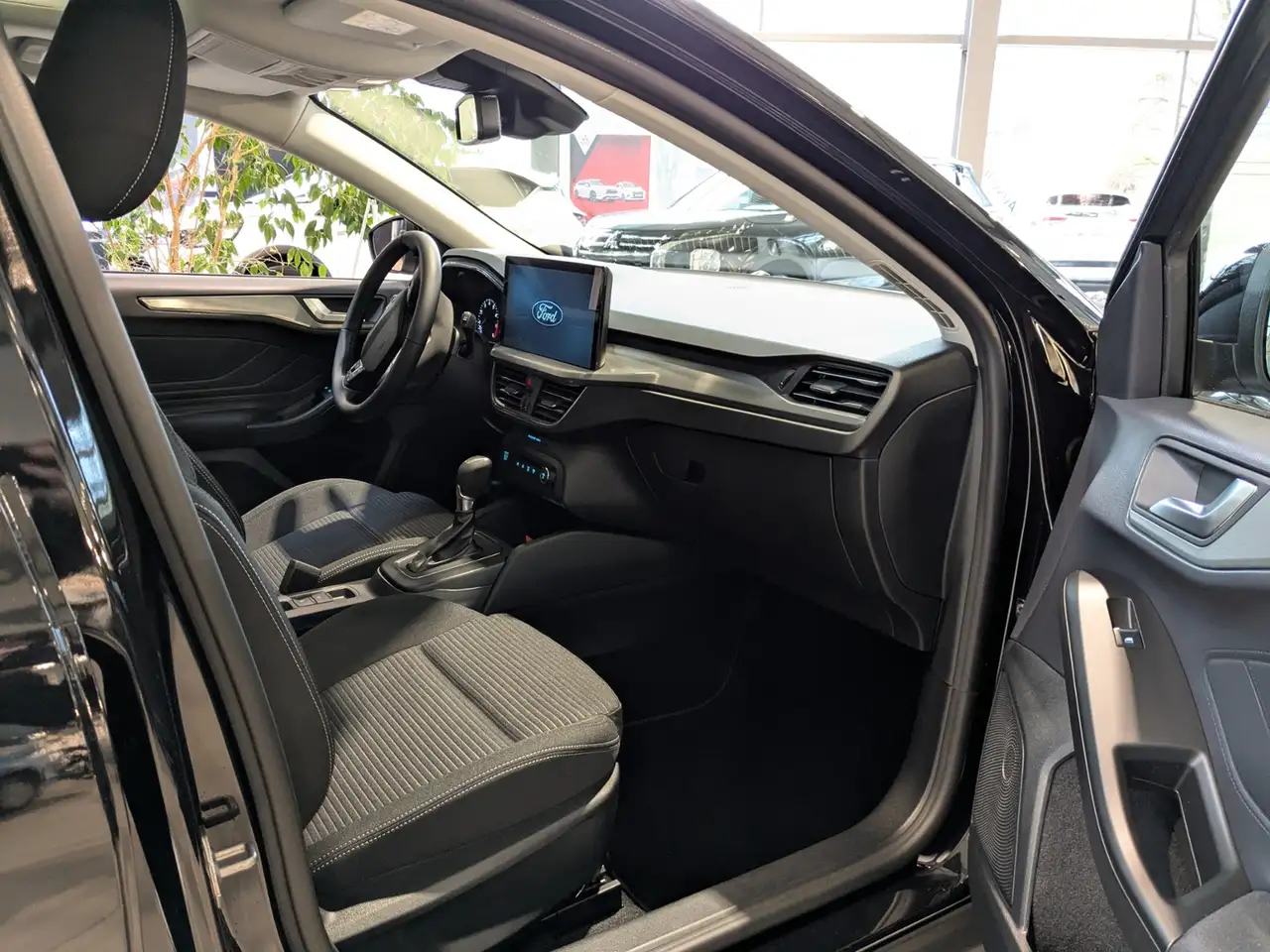 Ford Focus 1.0 l MHEV 114 kW Titanium 4