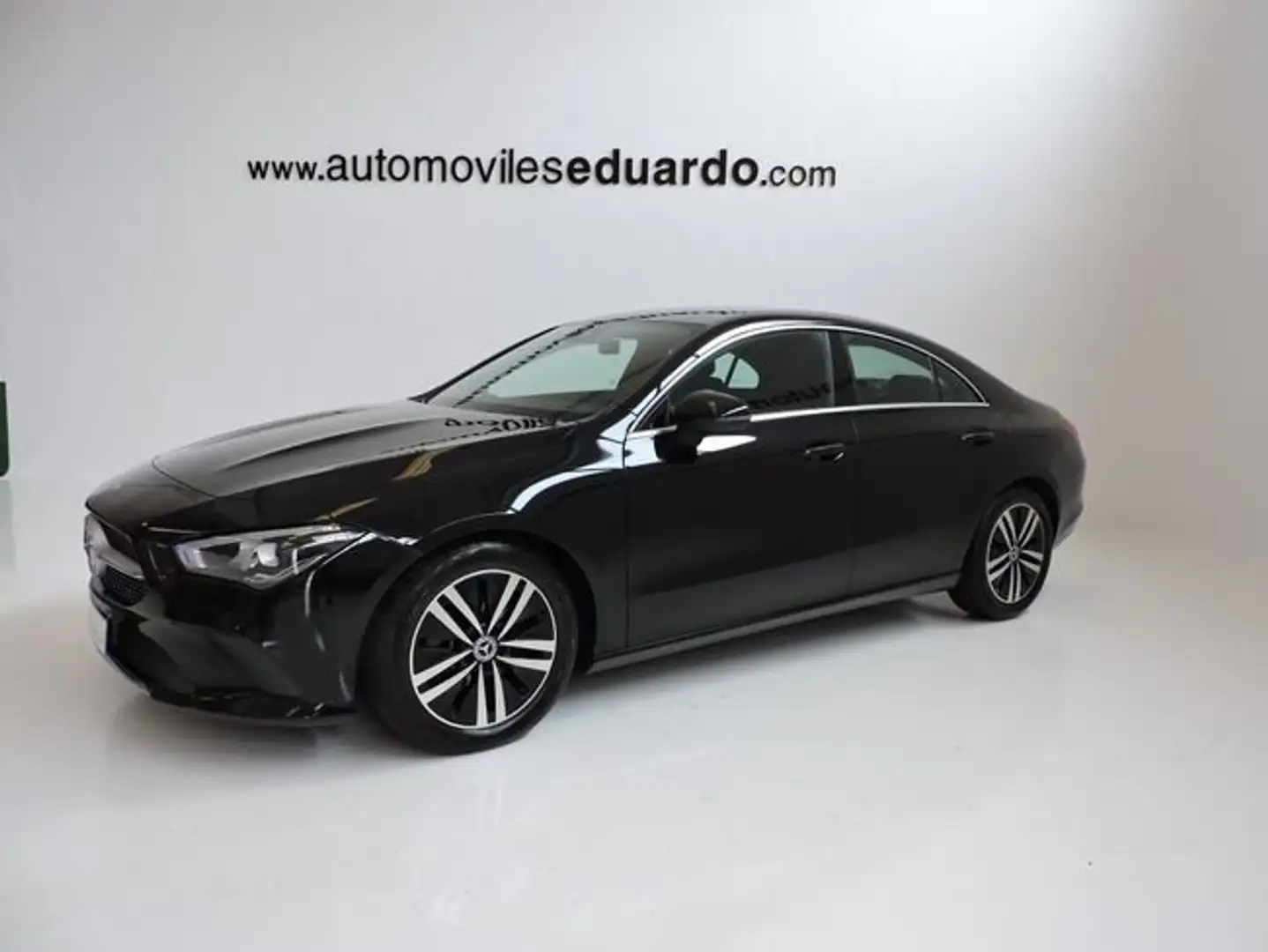 Mercedes-Benz CLA 180 Business Solution Aut. 4p Negro - 1