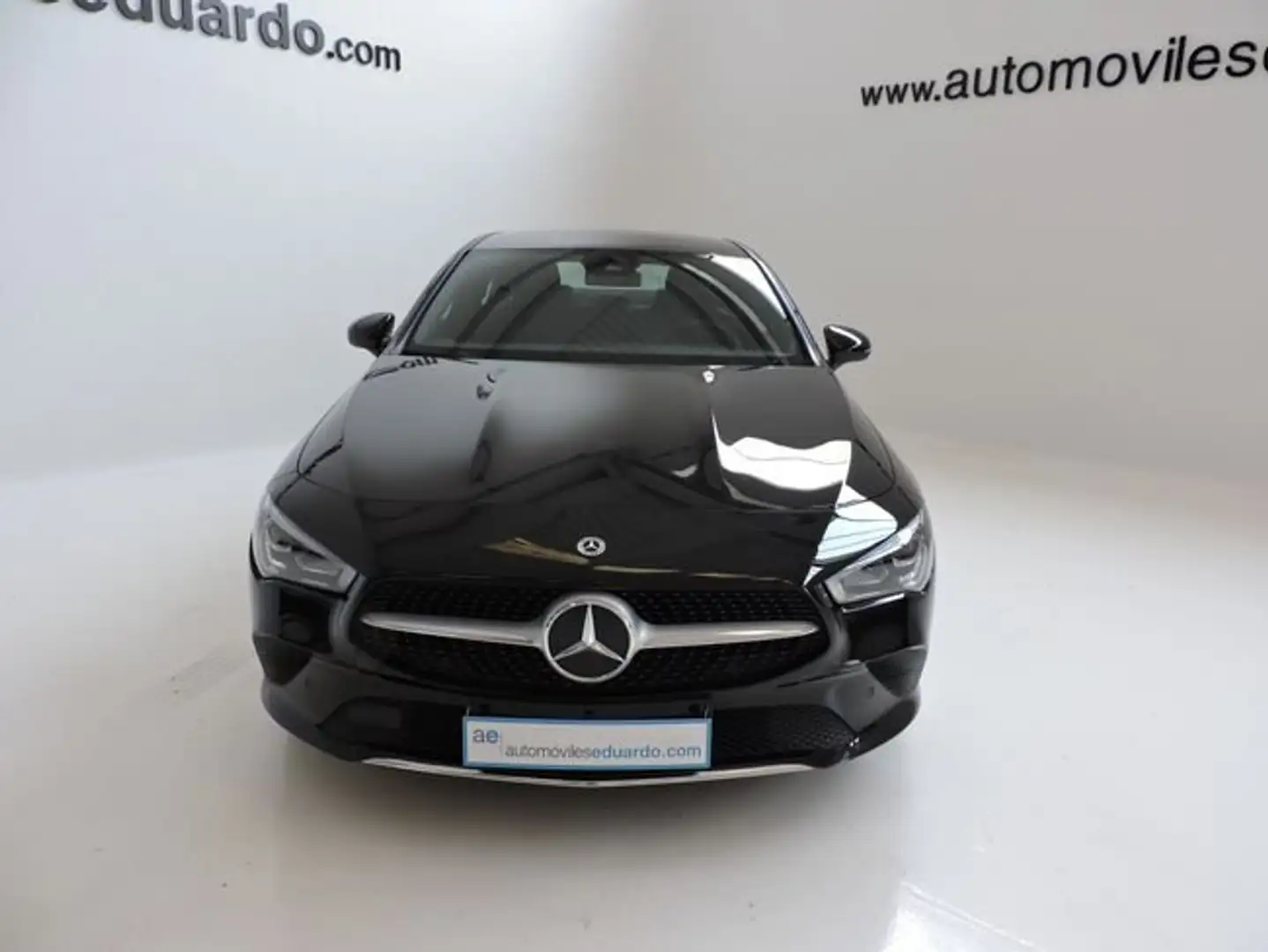 Mercedes-Benz CLA 180 Business Solution Aut. 4p Negro - 2