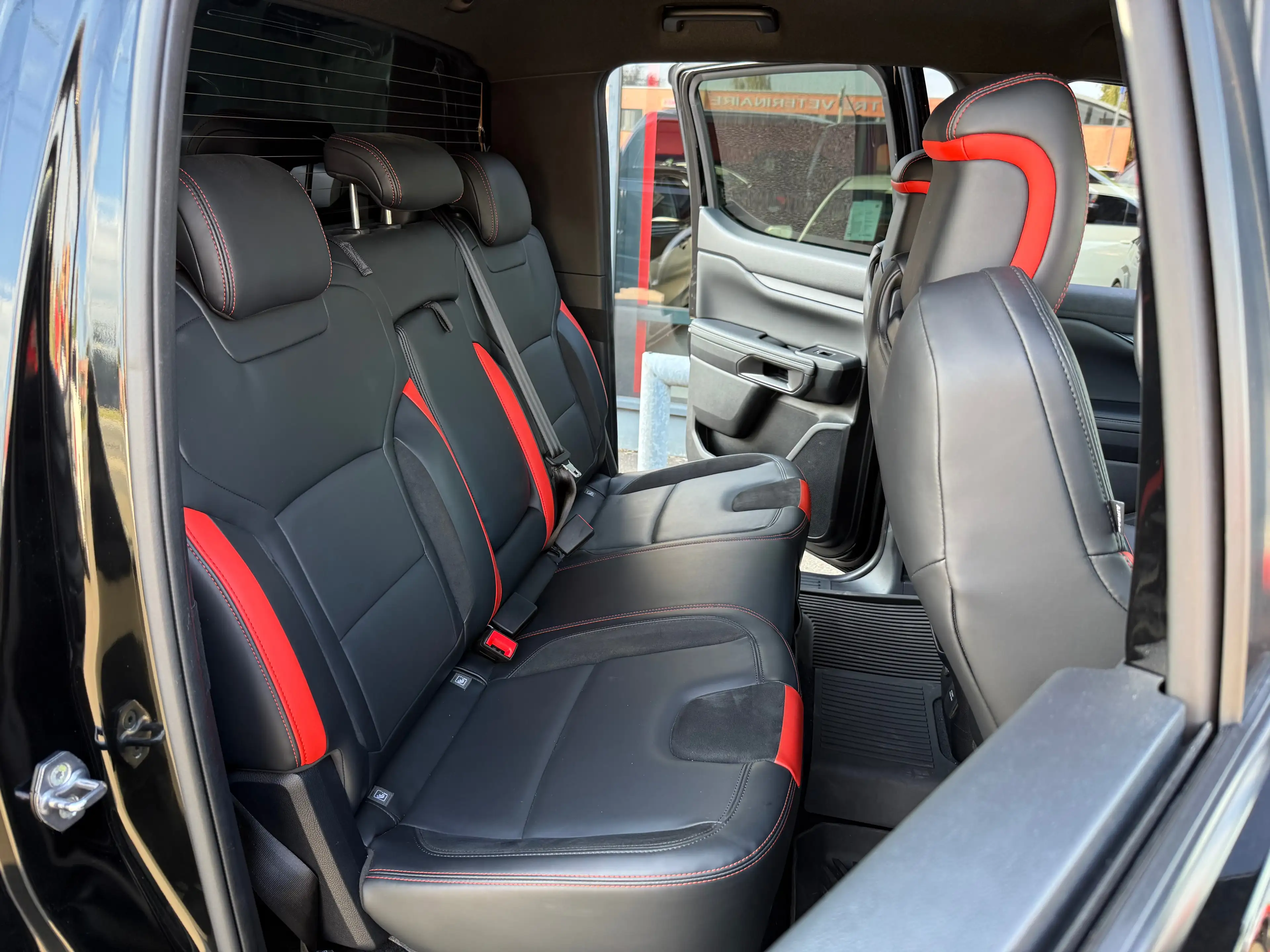 Ford Ranger Raptor 3.0 V6 292CV PERFORMANCE TVAC 4X4 ECHAPPEMENT SPORT FULL OPTION — photo 14