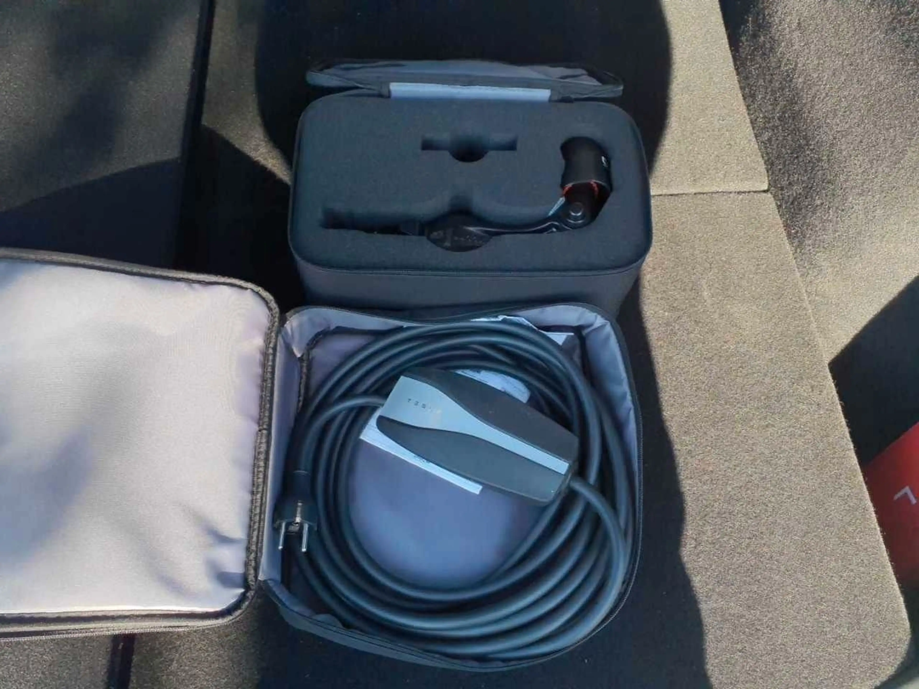 Tesla Model Y LONGRANGE DUAL-MOTOR NAVI/LED/KAMERA/AHK — photo 4