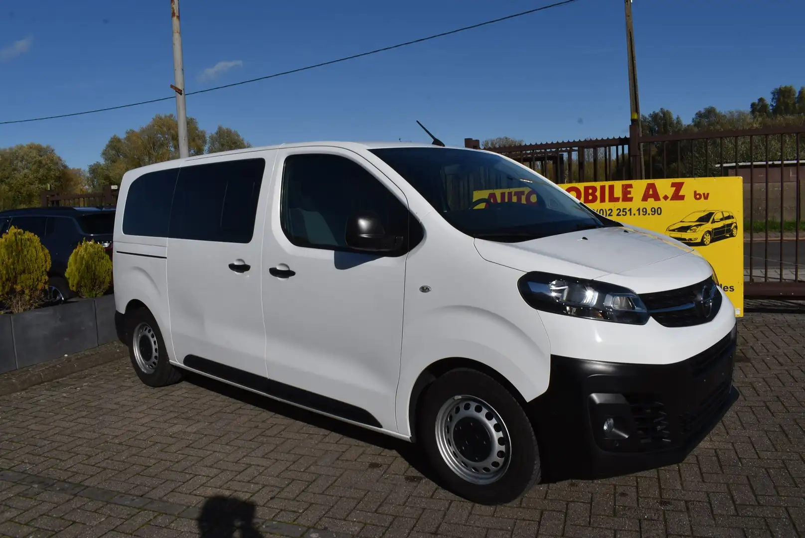 Peugeot Expert 1.5 T D BlueInj. Bus.Innovation 8PL *12M GARANTIE* Blanc - 1