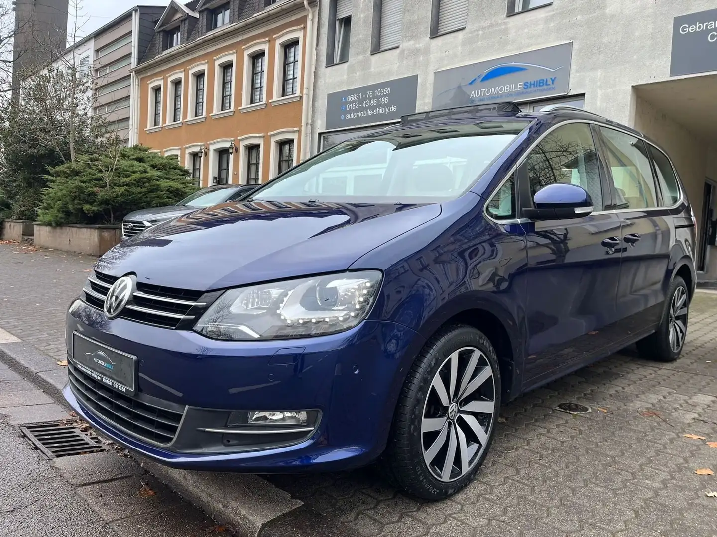 Volkswagen Sharan Highline 2,0 BMT 184PS PANORAMA, 7.Sitze Blau - 1