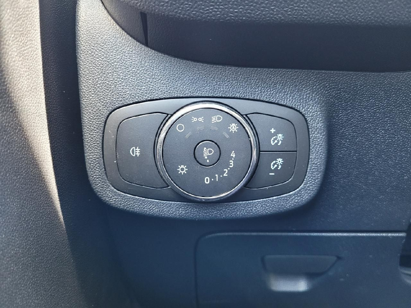 Ford Fiesta Trend,FSH.SHZ.Klima.Sync3.PDC — photo 17