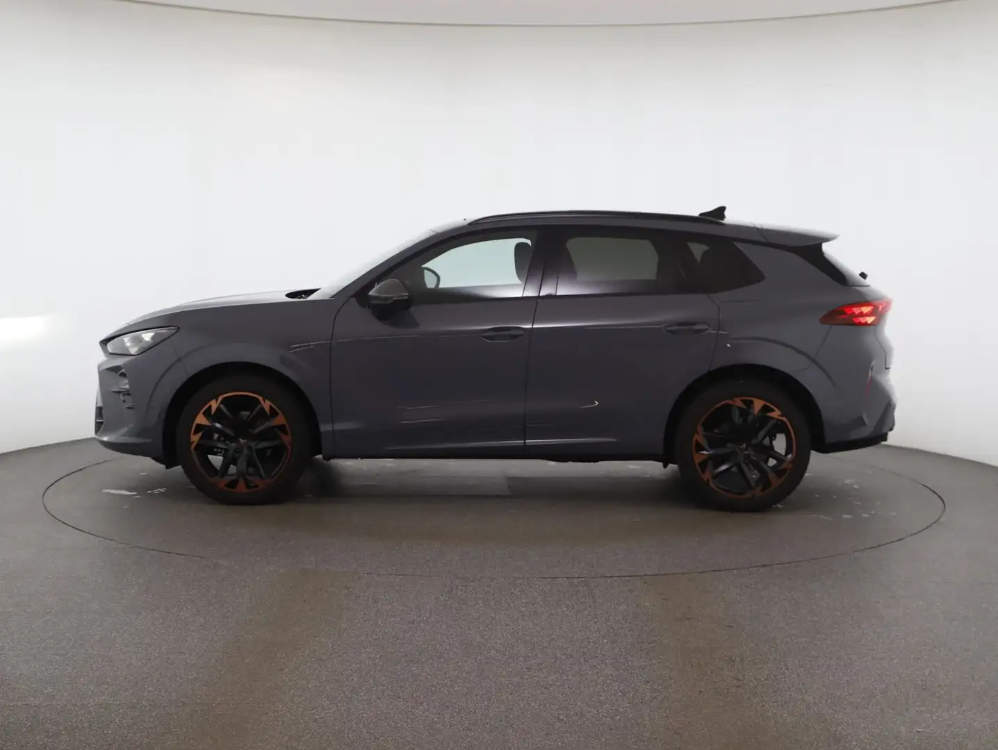 CUPRA Terramar 1.5 e-TSI 150 PS DSG Grijs - 2