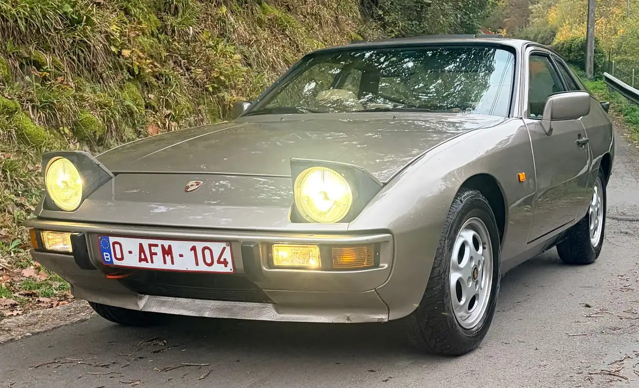 Porsche 924