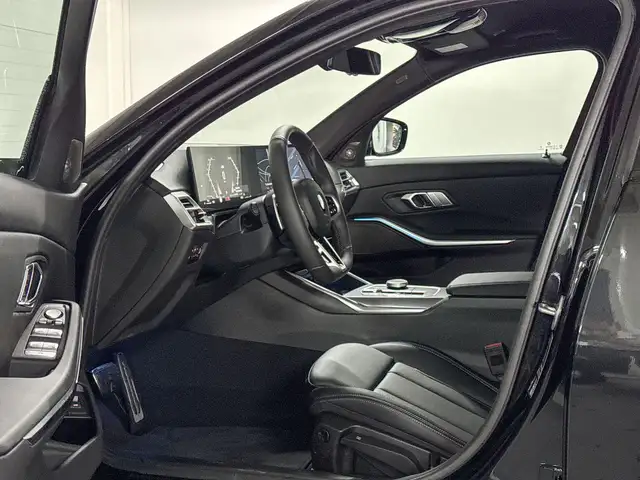 BMW 3 Series view 9