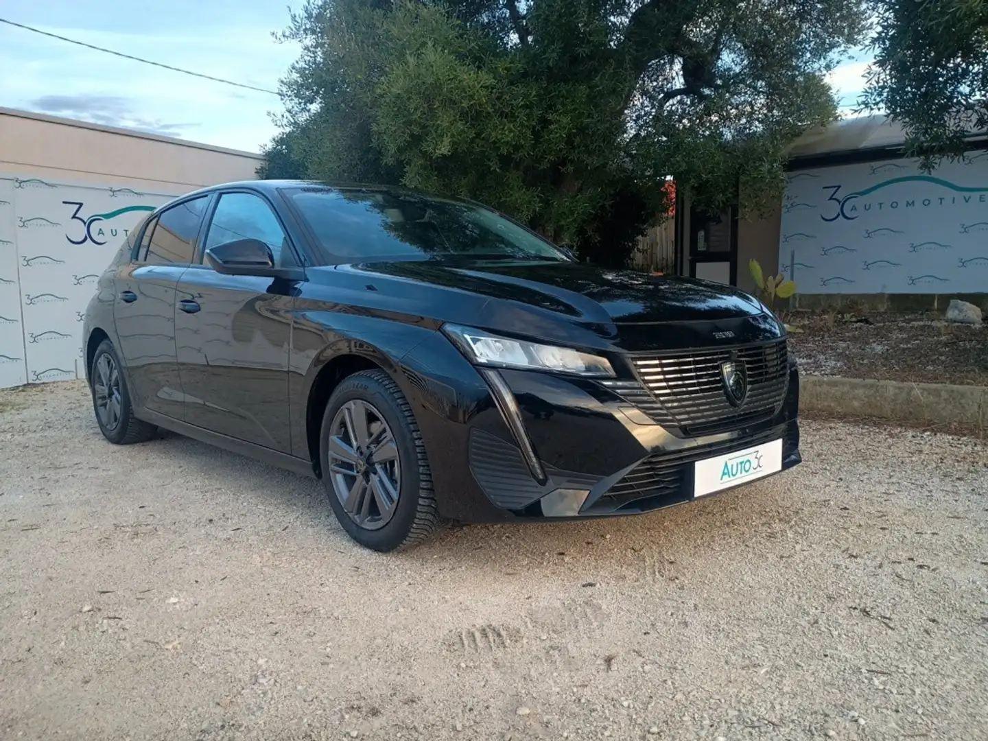 Peugeot 308 308 5 porte 1.2 130cv Allure Nero - 1