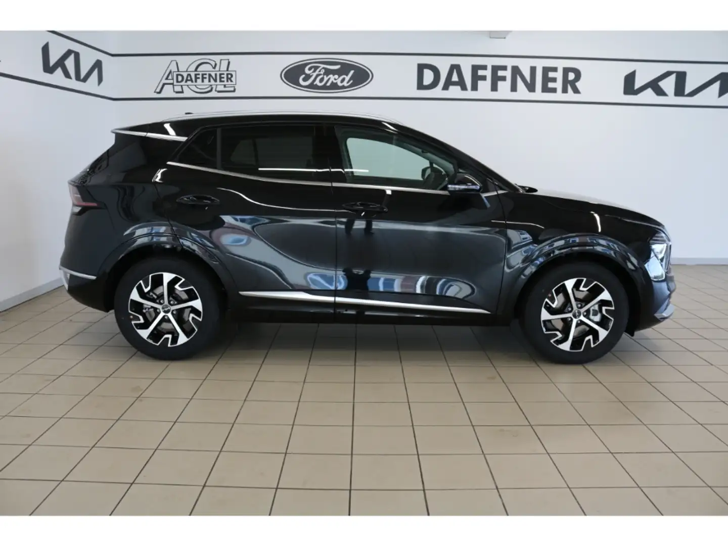 Kia Sportage 1.6 T-GDI 48V DCT Spirit el. Heckklappe Schwarz - 2