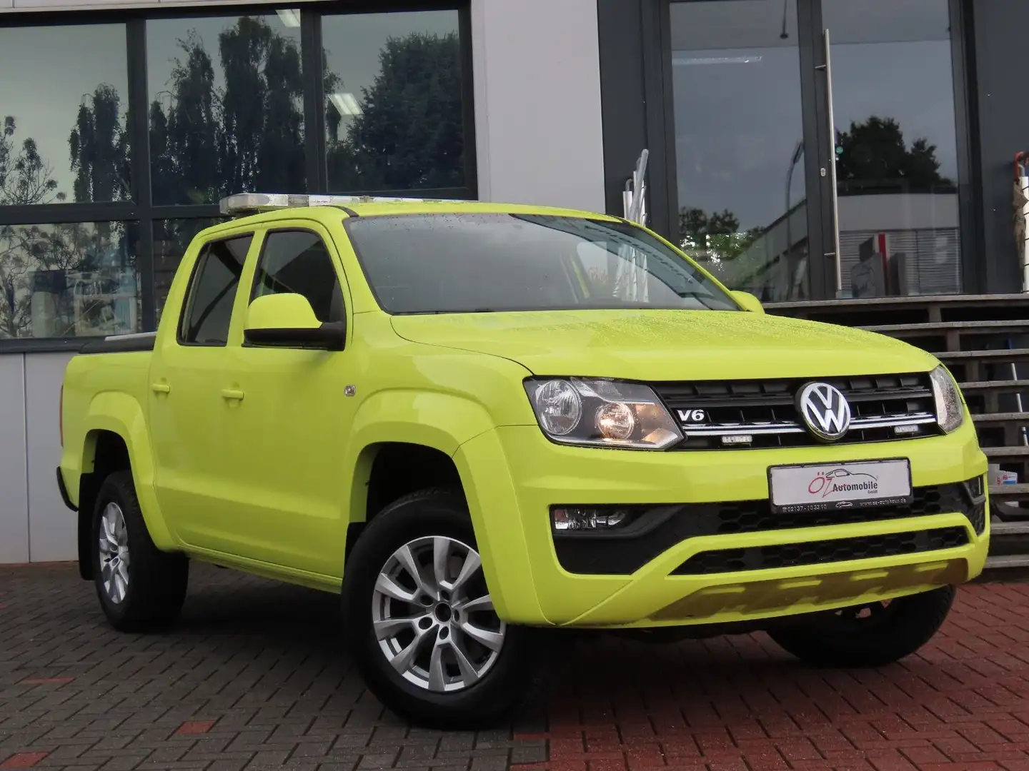 Volkswagen Amarok 3.0 V6 TDI Autom. Klima AHK Sárga - 1