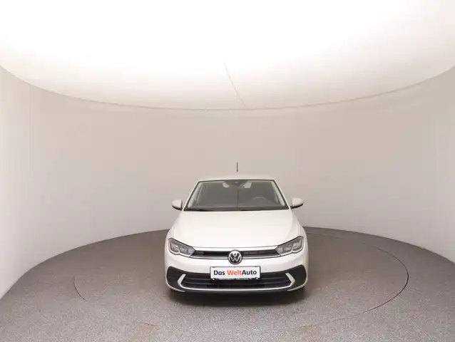 Volkswagen Polo view 3