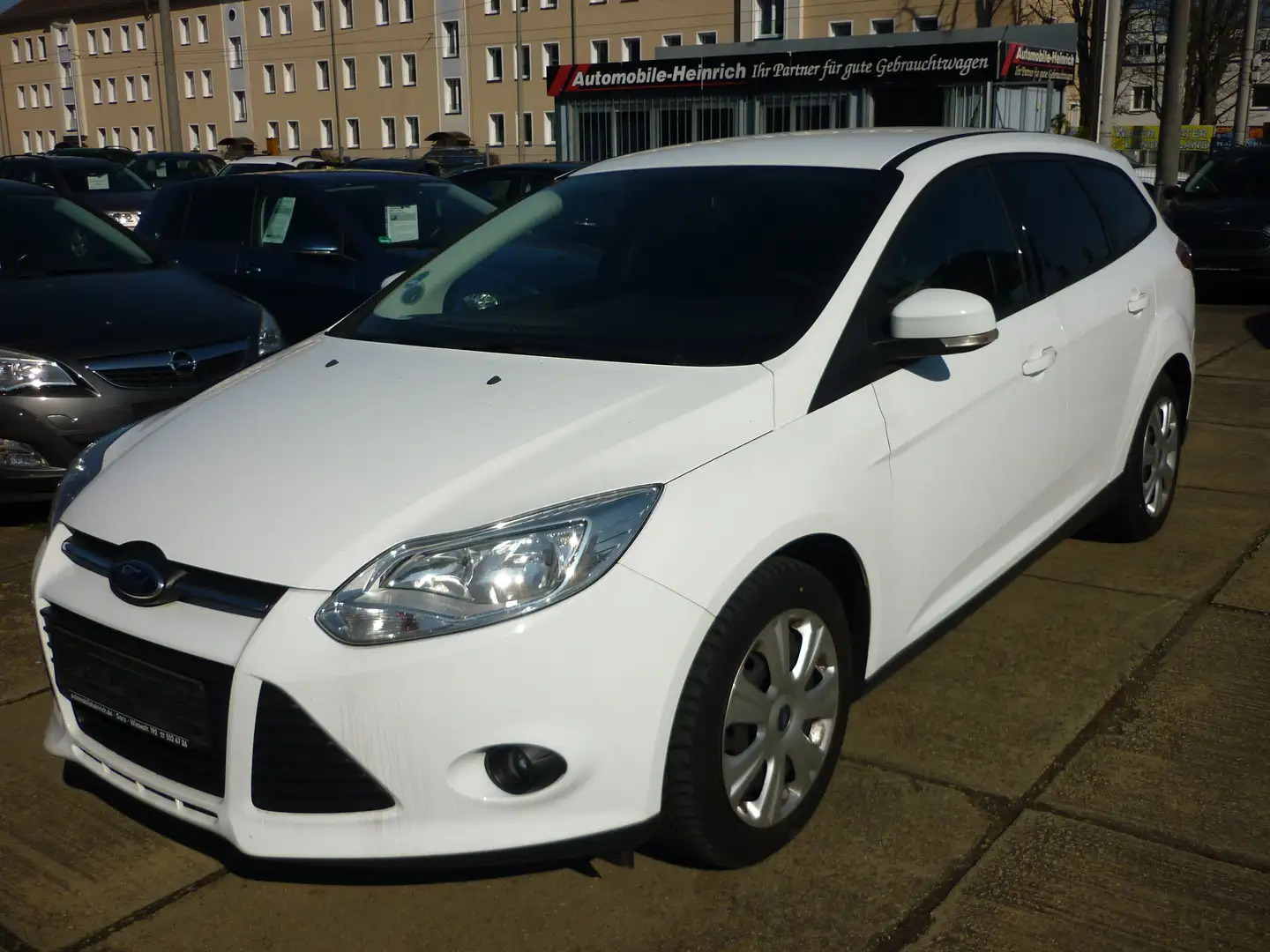 Ford Focus 1.0 EcoBoost Turnier Sync Edition Weiß - 1
