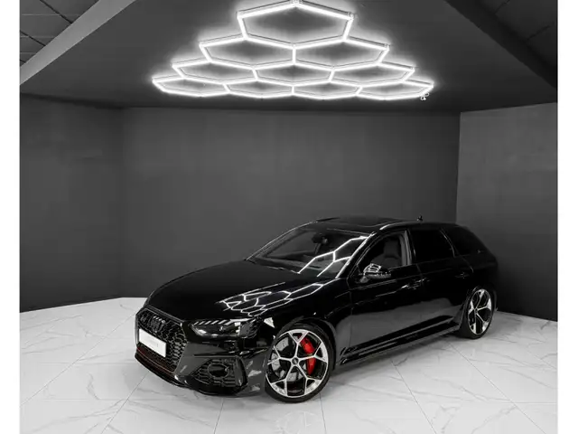 Audi RS4 COMPETITION - WARRANTY 2027