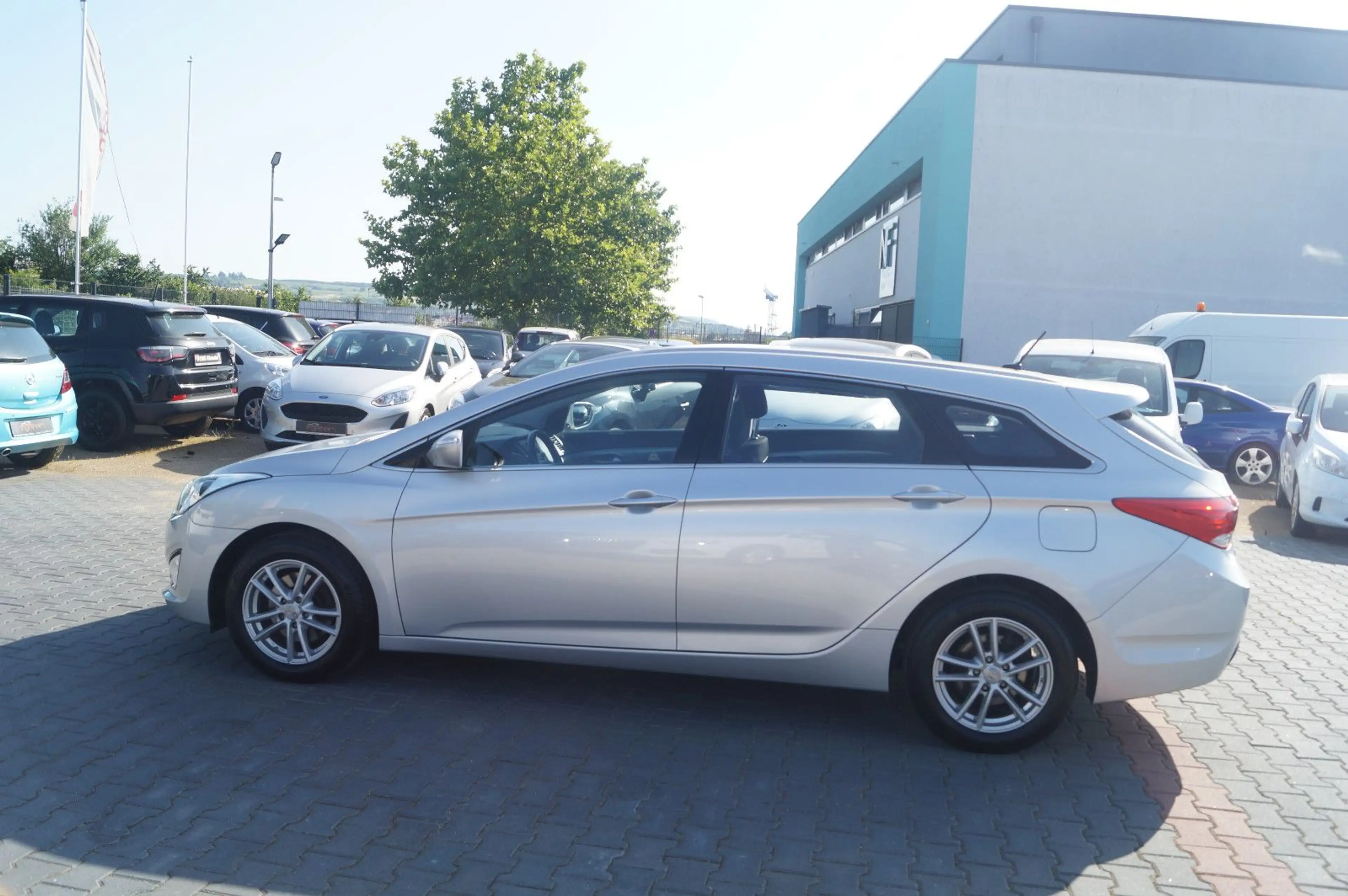 Hyundai i40 cw FIFA World Cup Edition Klima Tempomat — photo 4
