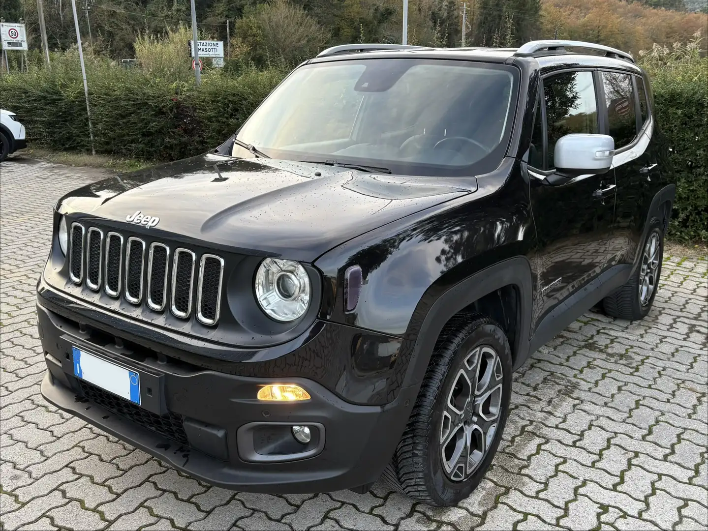Jeep Renegade Renegade 2.0 mjt Limited 4wd 140cv auto *BEATS ED* Nero - 1