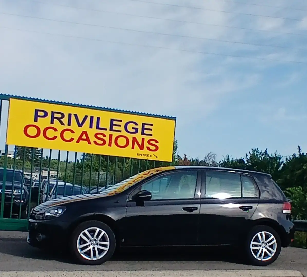 Volkswagen Golf VI 1.6 CR TDi 105 AUTOMAT DSG AIRCO J ALU CAPTEUR Noir - 1