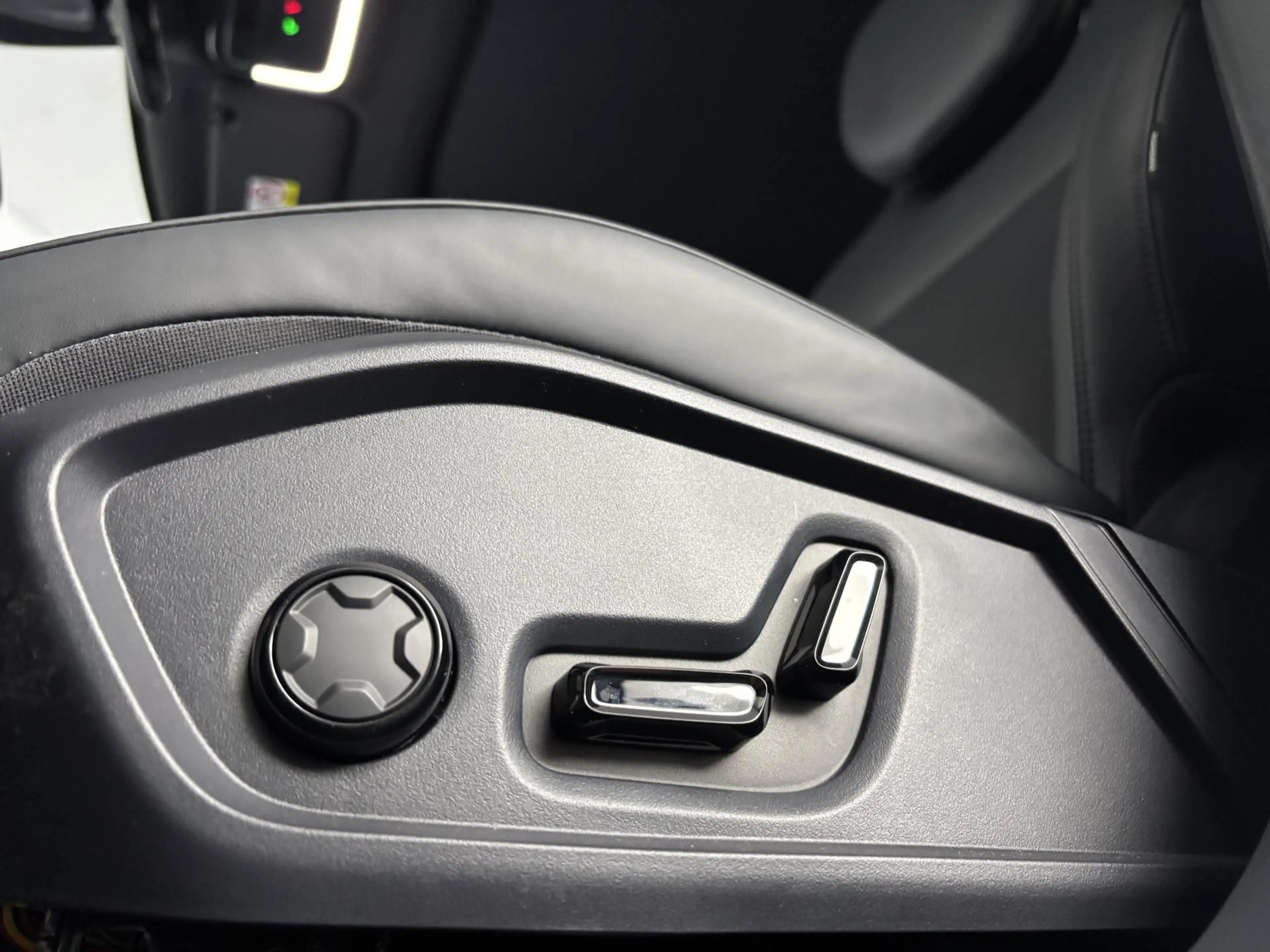 Lynk & Co 08 1.5 Core PHEV | 200km actieradius | Panoramadak — photo 18