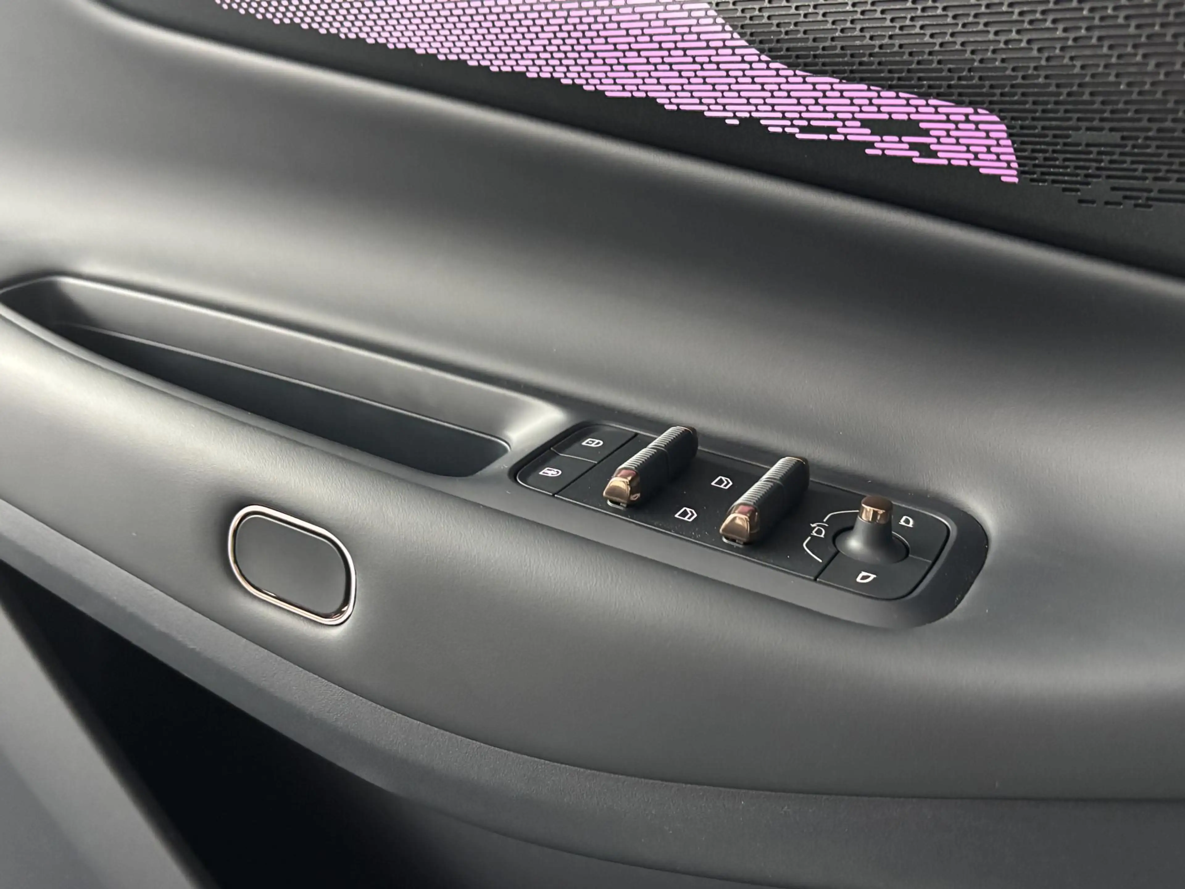 Lynk & Co 08 1.5 Core PHEV | 200km actieradius | Panoramadak — photo 17