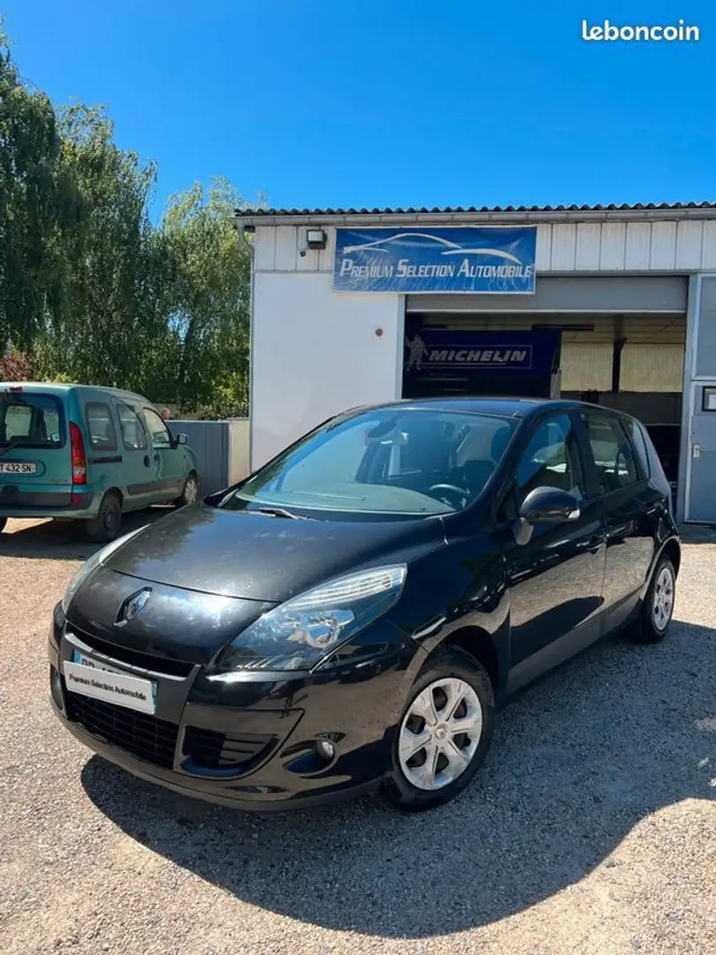 Renault Scenic 1.5 dCi 110 cv Чорний - 1