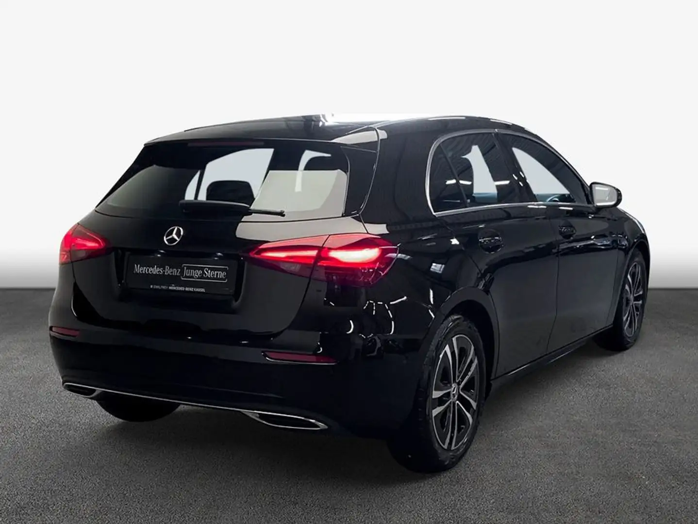 Mercedes-Benz A 180 A-Klasse Schwarz - 2