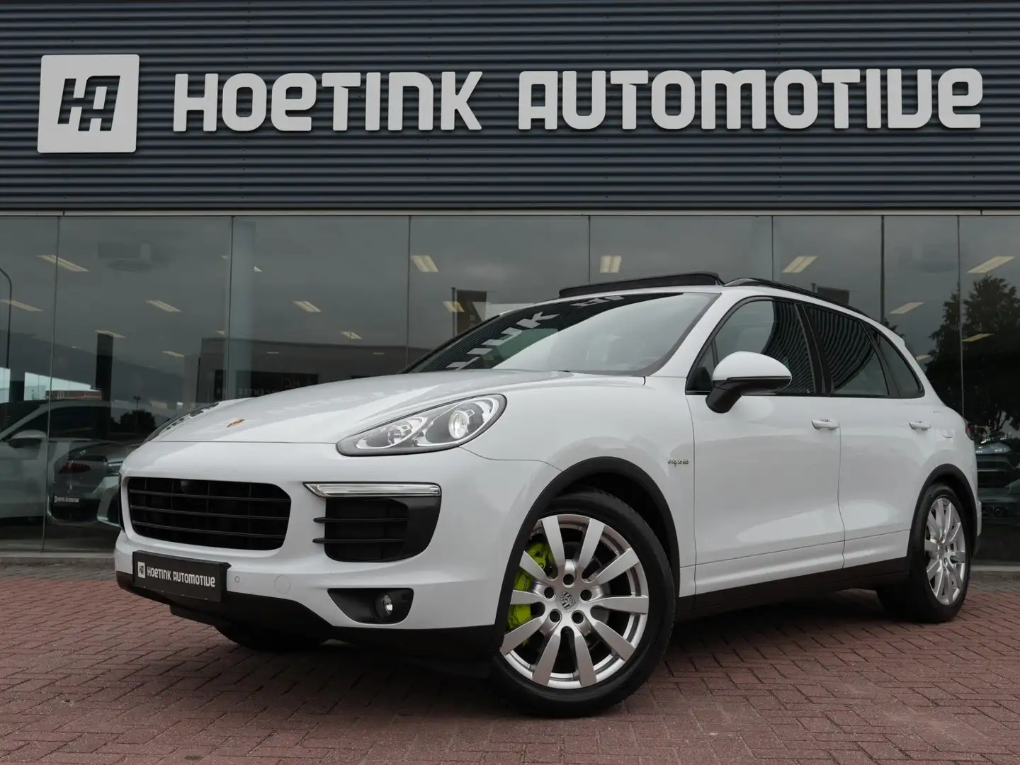 Porsche Cayenne 3.0 S E-Hybrid | 1e eigenaar | Trekhaak | Pano | L Alb - 1