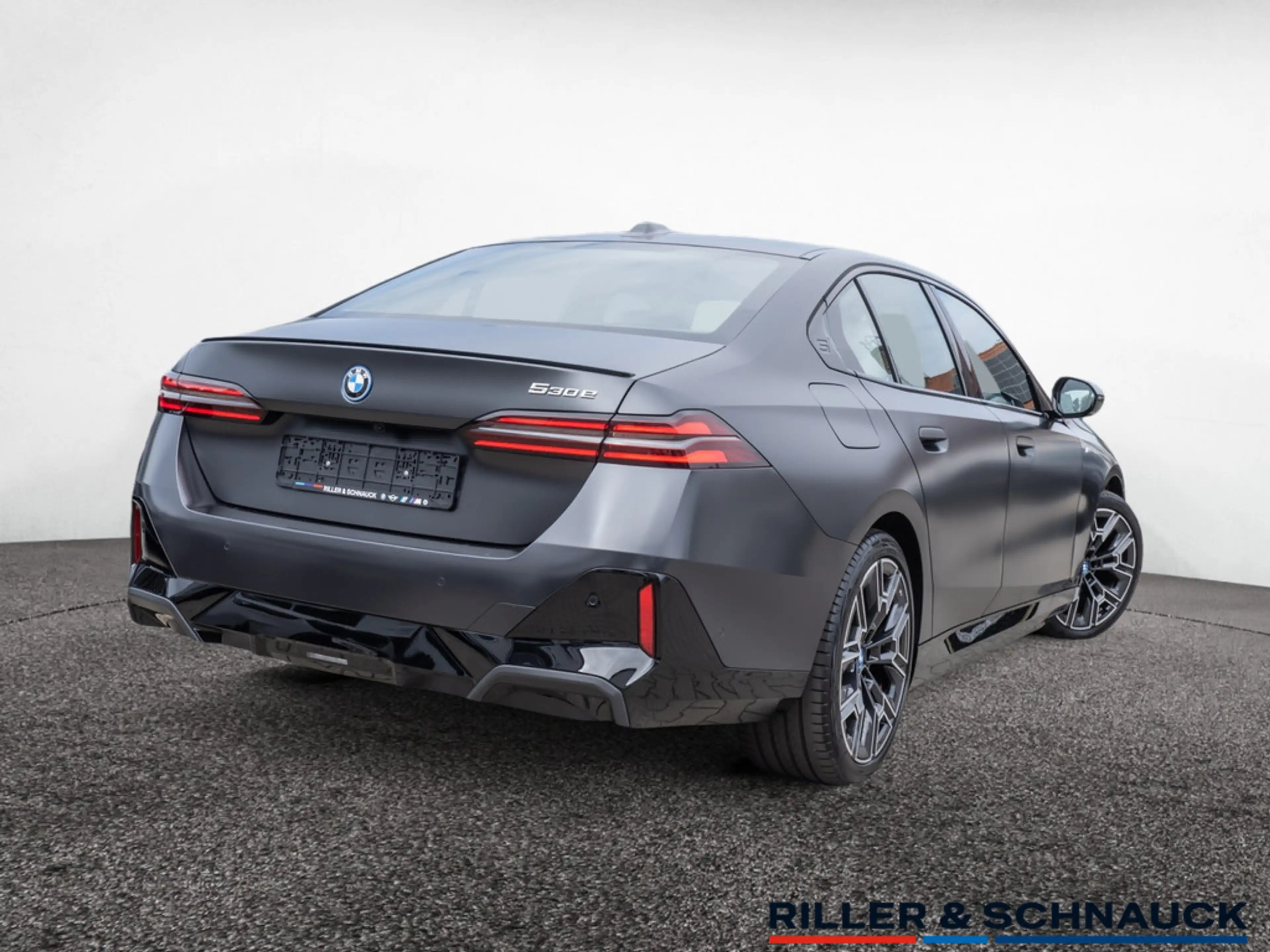 BMW 530 e M-Sport Pro HUD ACC SITZBELÜFTUNG 360° — photo 3