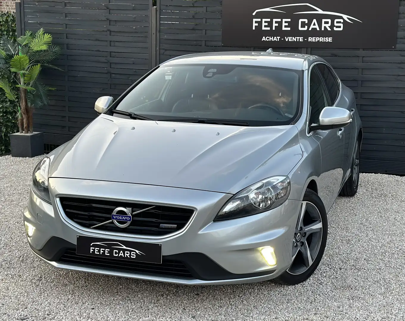 Volvo V40 1.6 D2 R-design Argent - 1