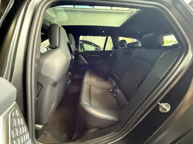 BMW M5 view 13