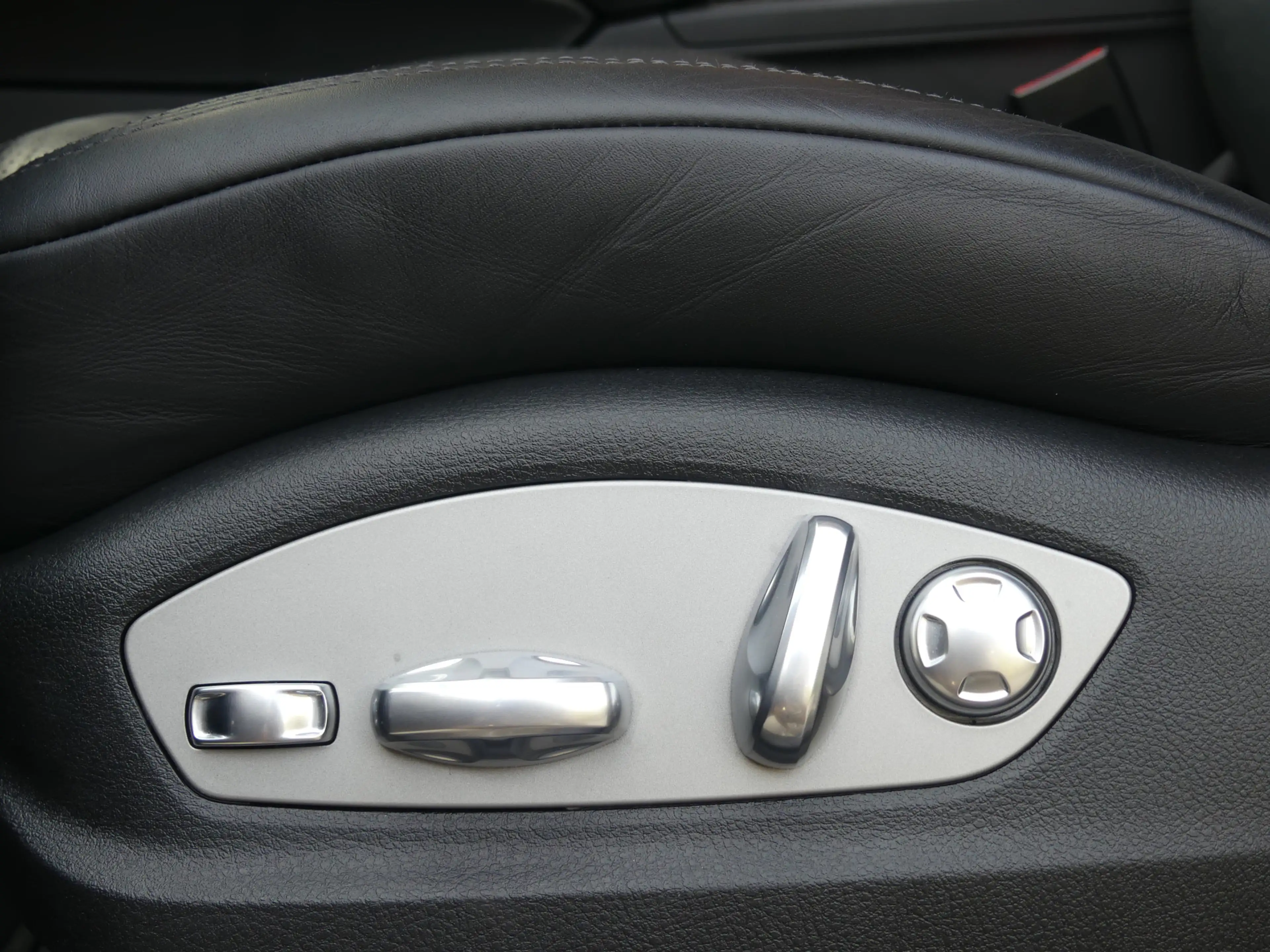 Porsche Macan 2.0 T Panoramadak/Luchtvering/LED/Leer/Camera/navi — photo 8