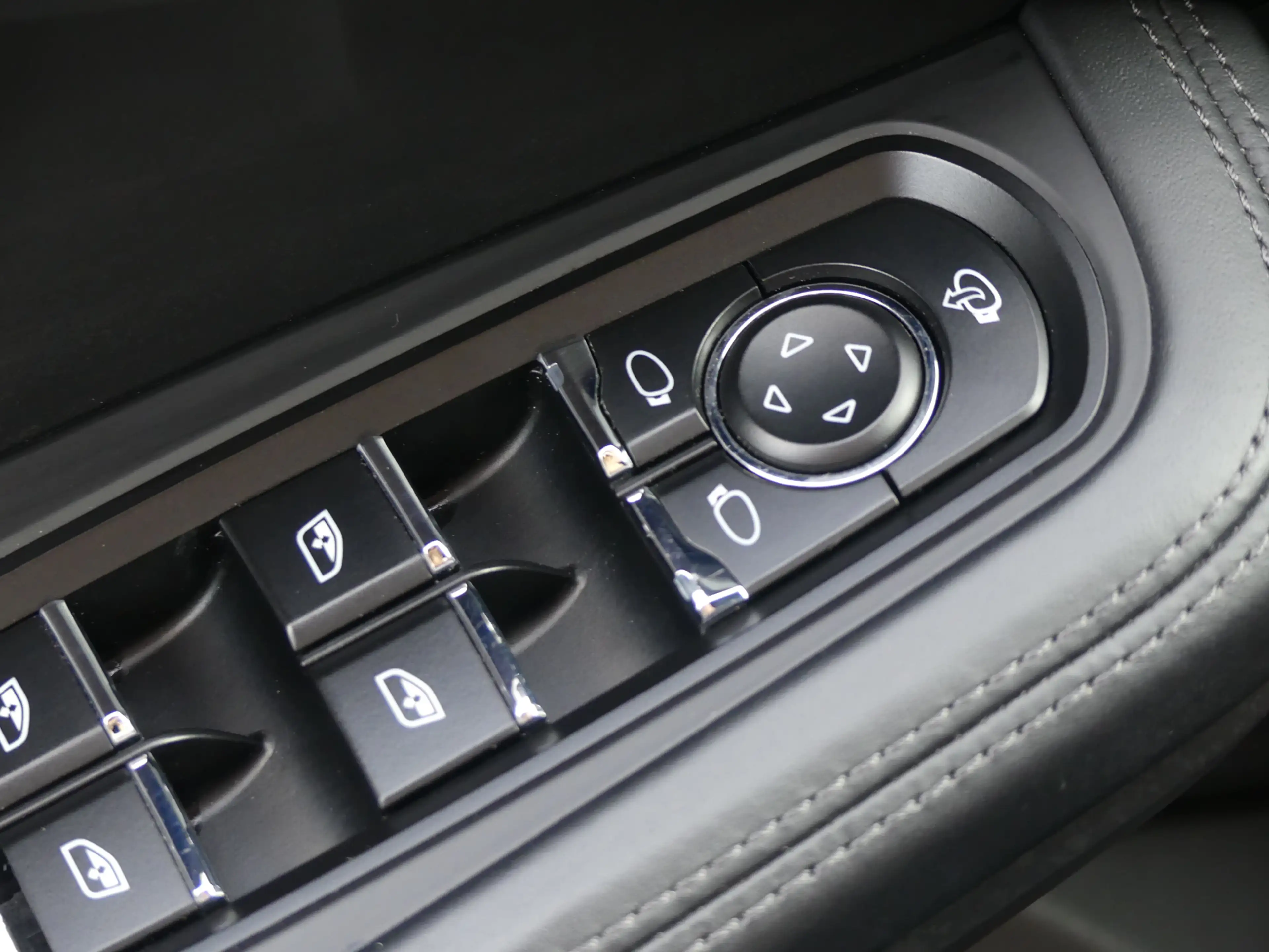 Porsche Macan 2.0 T Panoramadak/Luchtvering/LED/Leer/Camera/navi — photo 11