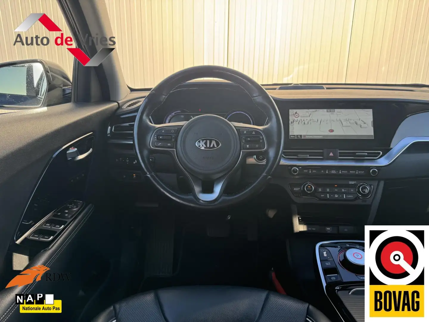 Kia e-Niro ExecutiveLine 64 kWh|SOH 100%|NL-Auto|Navi|LED Bleu - 2