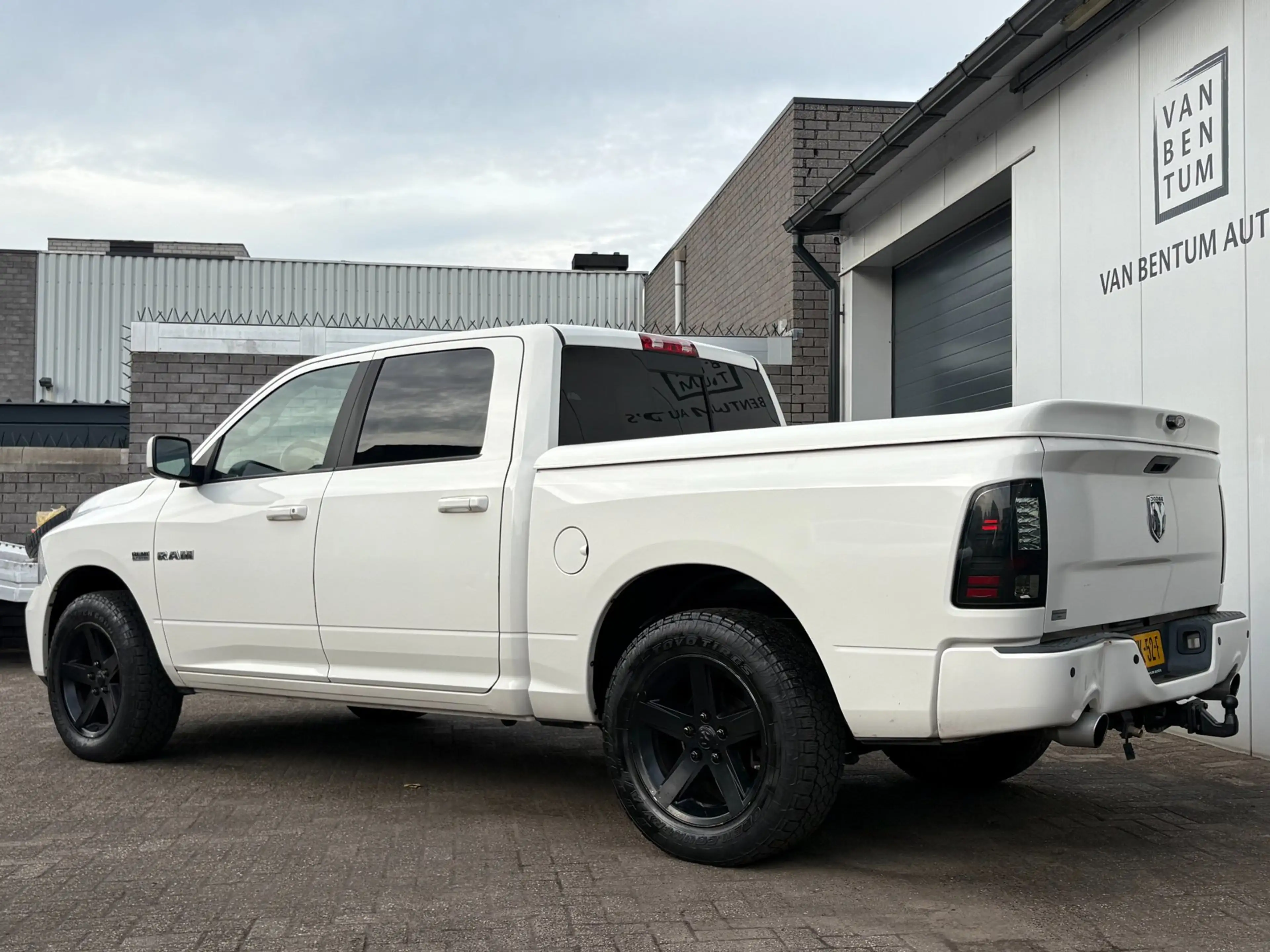 Dodge RAM 1500 SPORT 5.7 V8 HEMI 4x4 Airco Cruise YOUNGTIMER — photo 6