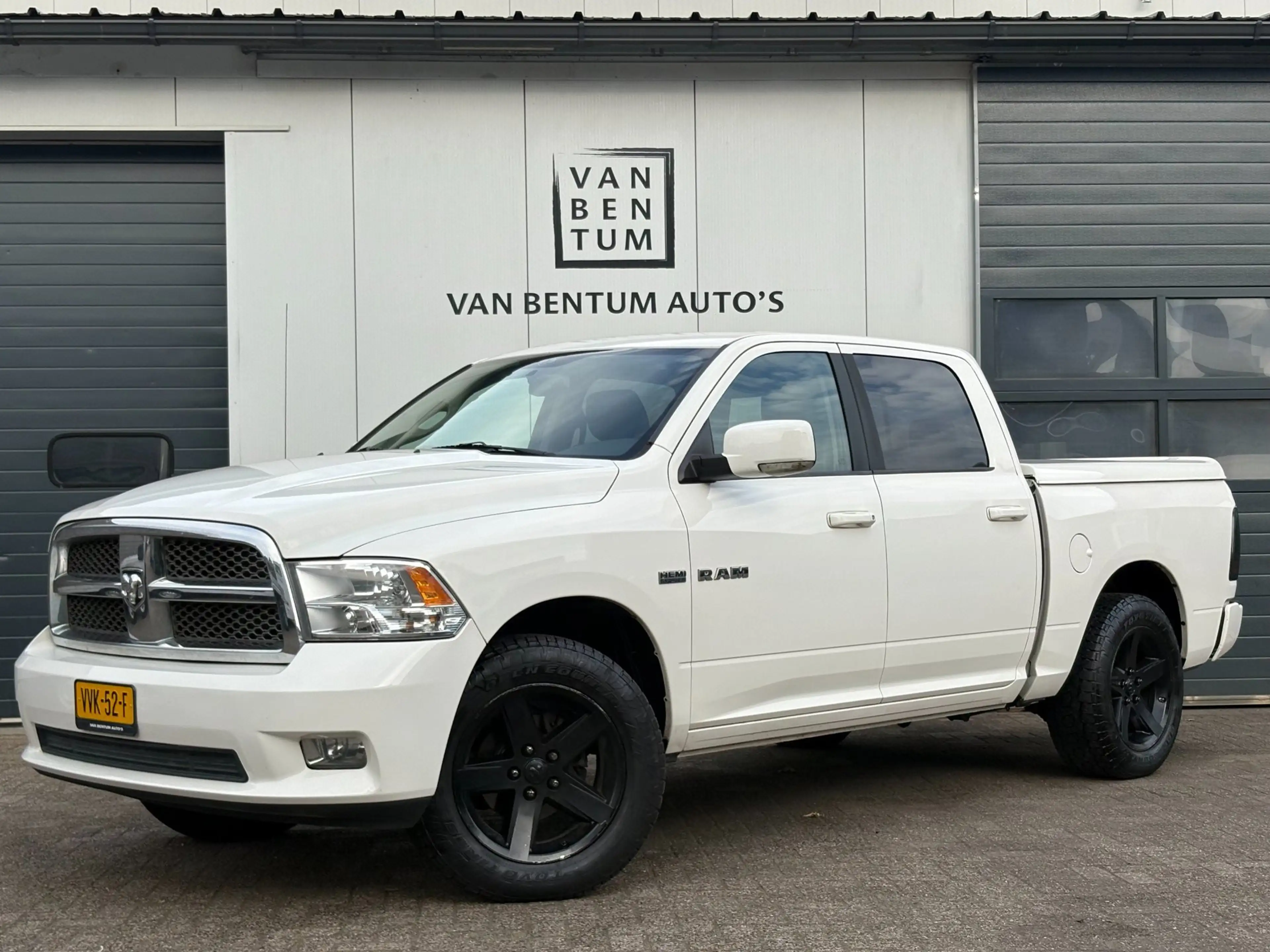 Dodge RAM 1500 SPORT 5.7 V8 HEMI 4x4 Airco Cruise YOUNGTIMER