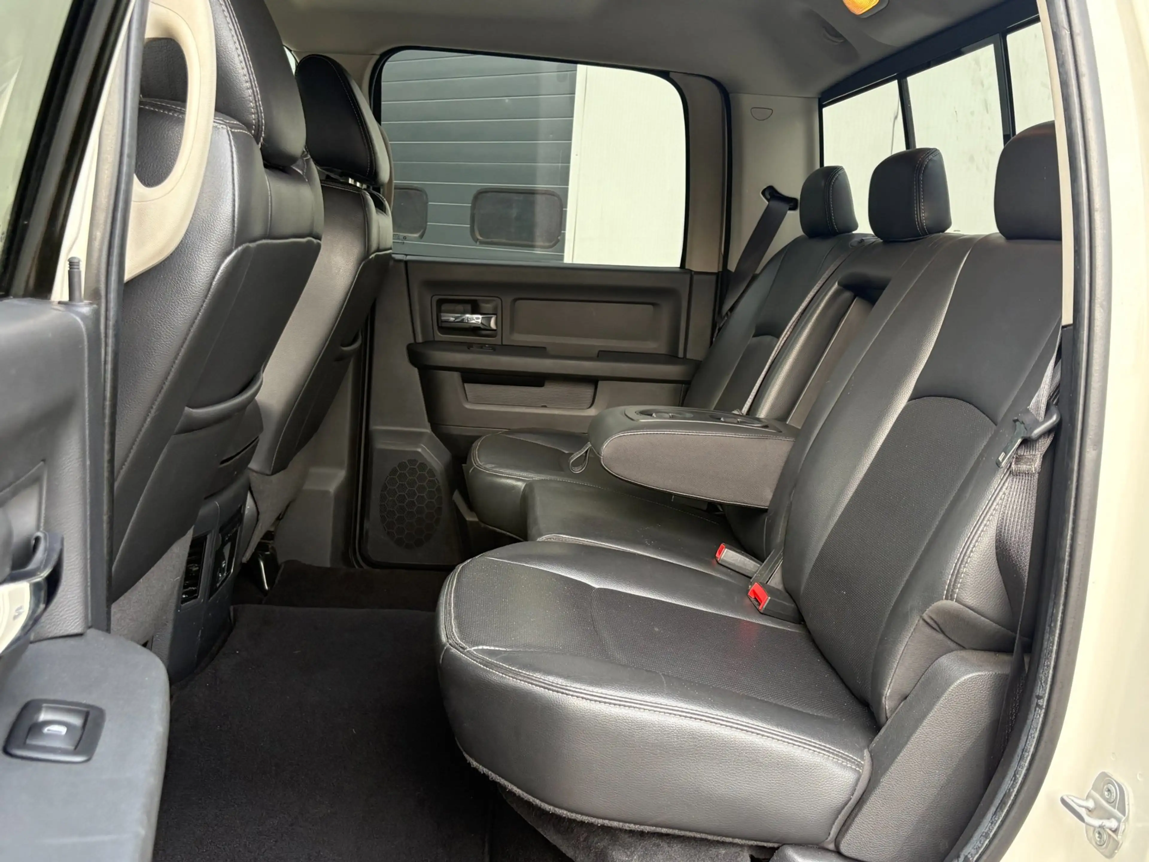 Dodge RAM 1500 SPORT 5.7 V8 HEMI 4x4 Airco Cruise YOUNGTIMER — photo 4