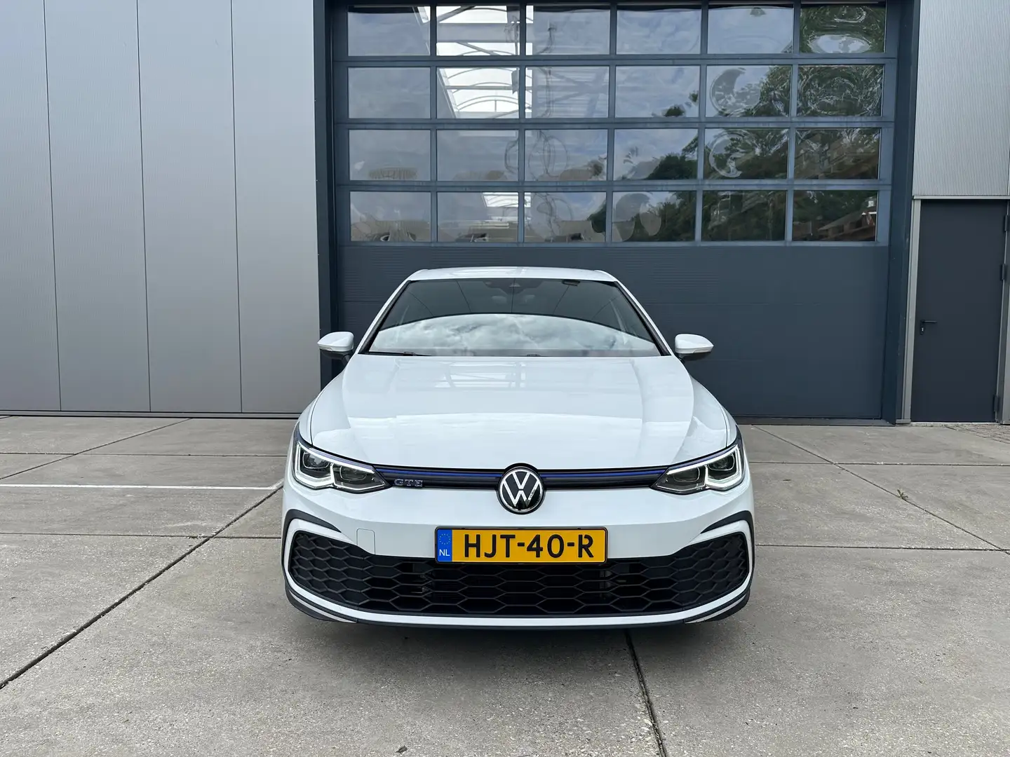 Volkswagen Golf GTE 1.4 Ehybrid 245pk -IQ light- 50km elektrisch Blanco - 2