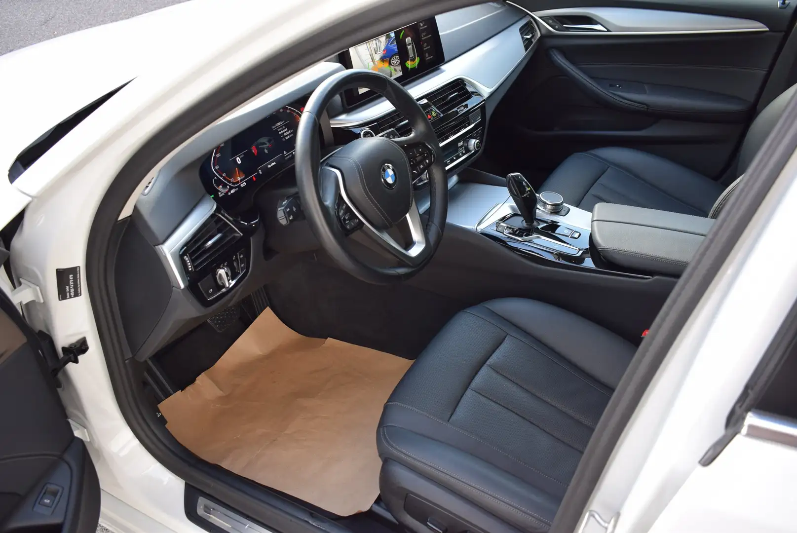 BMW 520 520 d Touring /Leder/LED/Kamera/AHK/ Blanc - 2