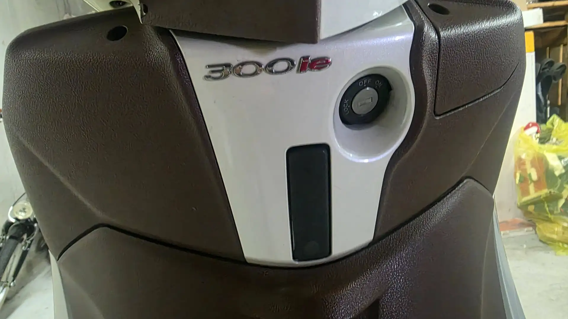 Piaggio Sonstige 300 ie Weiß - 2