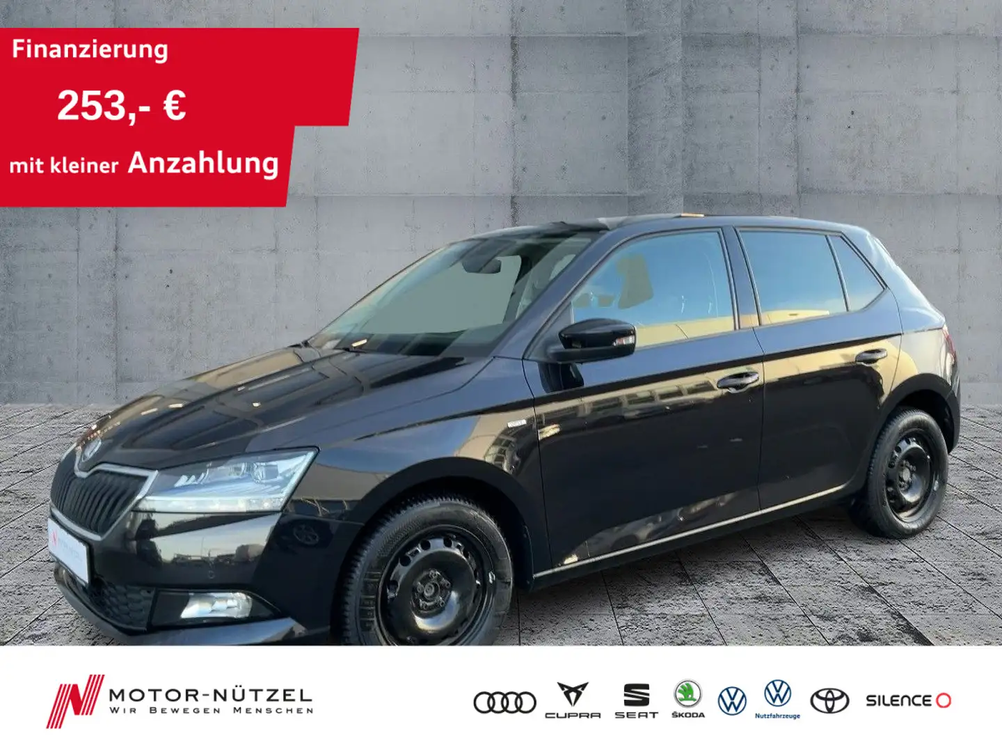 Skoda Fabia 1.0 TSI AMBITION APP+ACC+SHZ+RFK+PANO+DAB Schwarz - 1