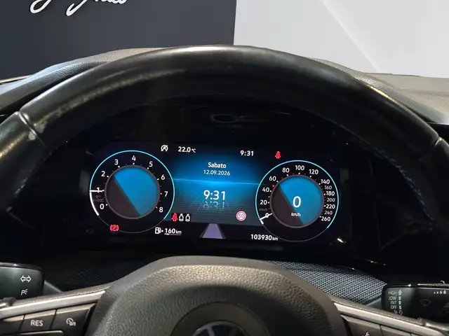 Volkswagen Golf view 10