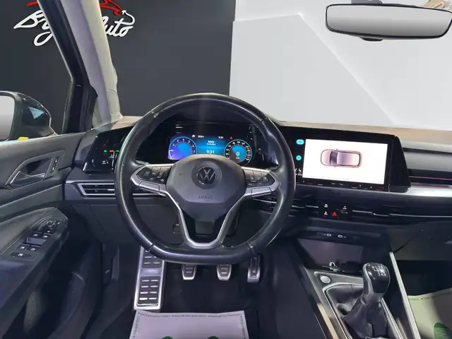 Volkswagen Golf view 9
