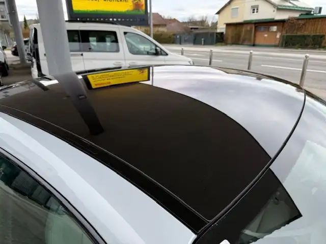 Porsche Taycan SONDERAUSSTATTUNG Ansicht 10