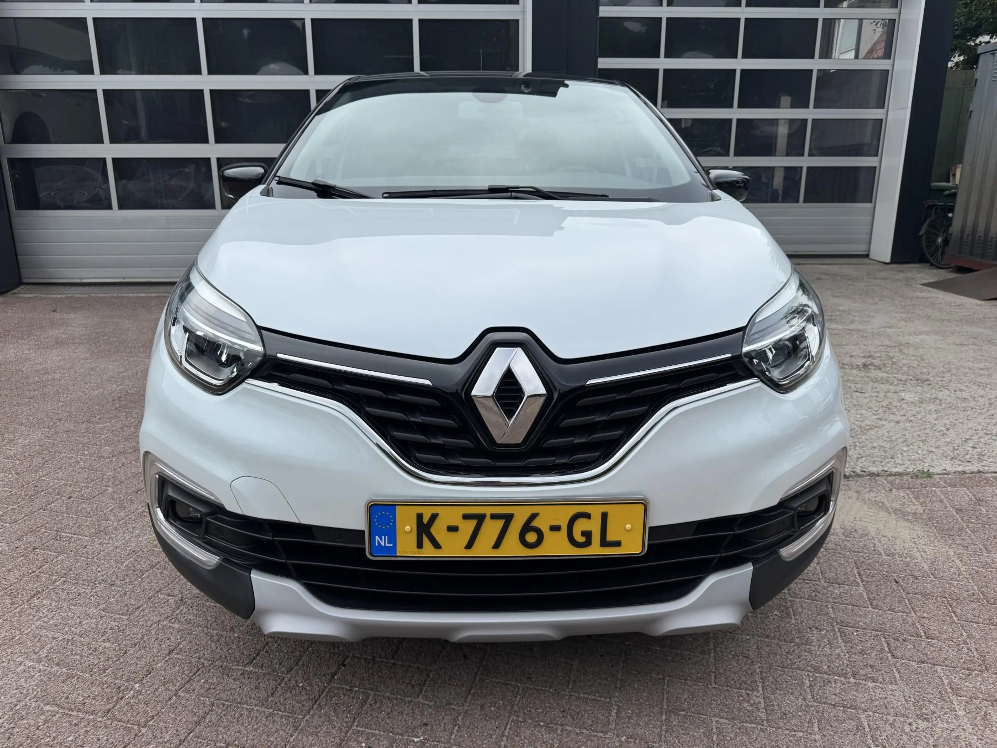 Renault Captur 1.3 TCe 150pk EDC Intens+Camera+Trekhaak!! — photo 2