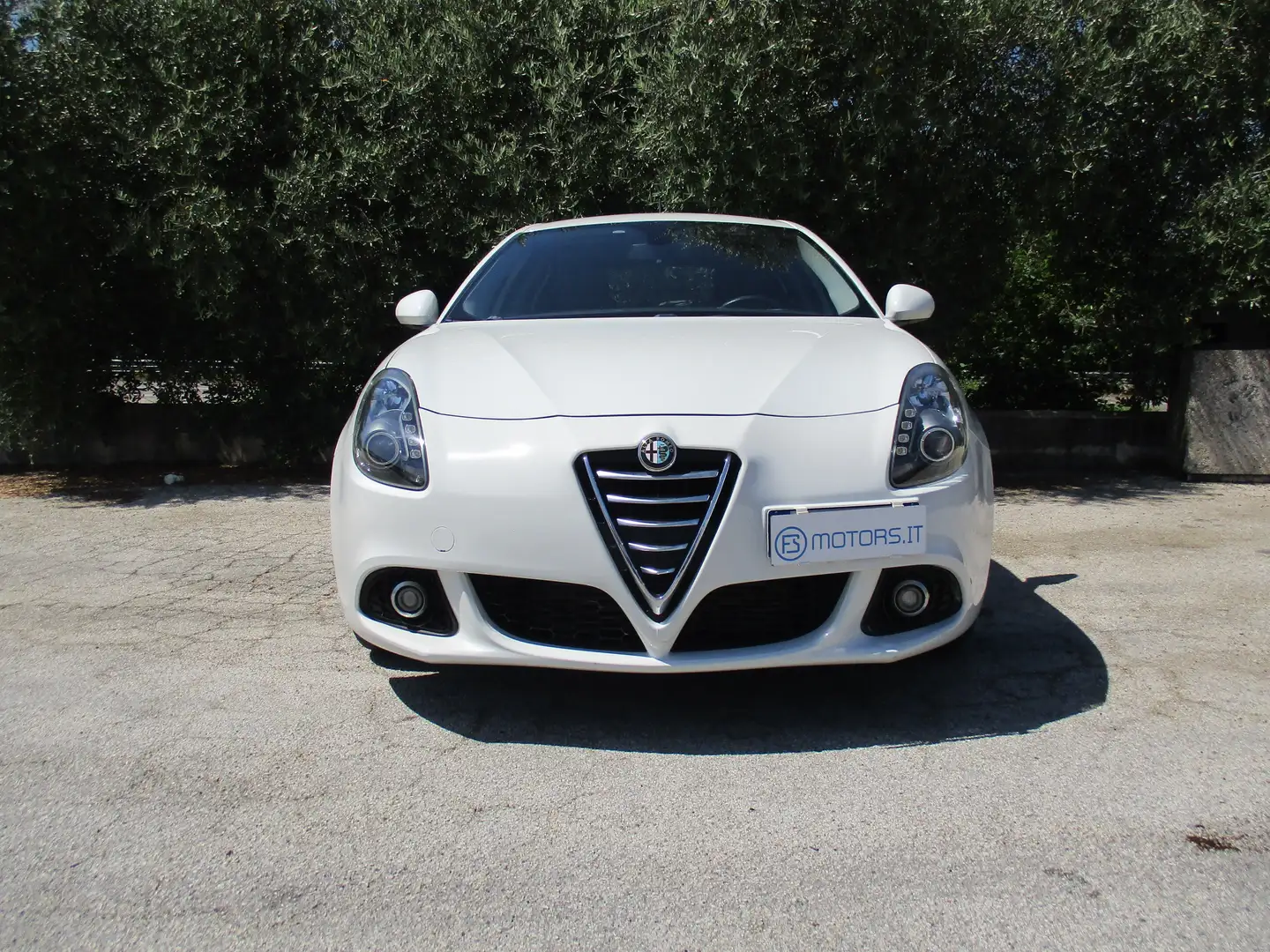 Alfa Romeo Giulietta 1.6 JTDM-2 DISTINCTIVE Bianco - 2