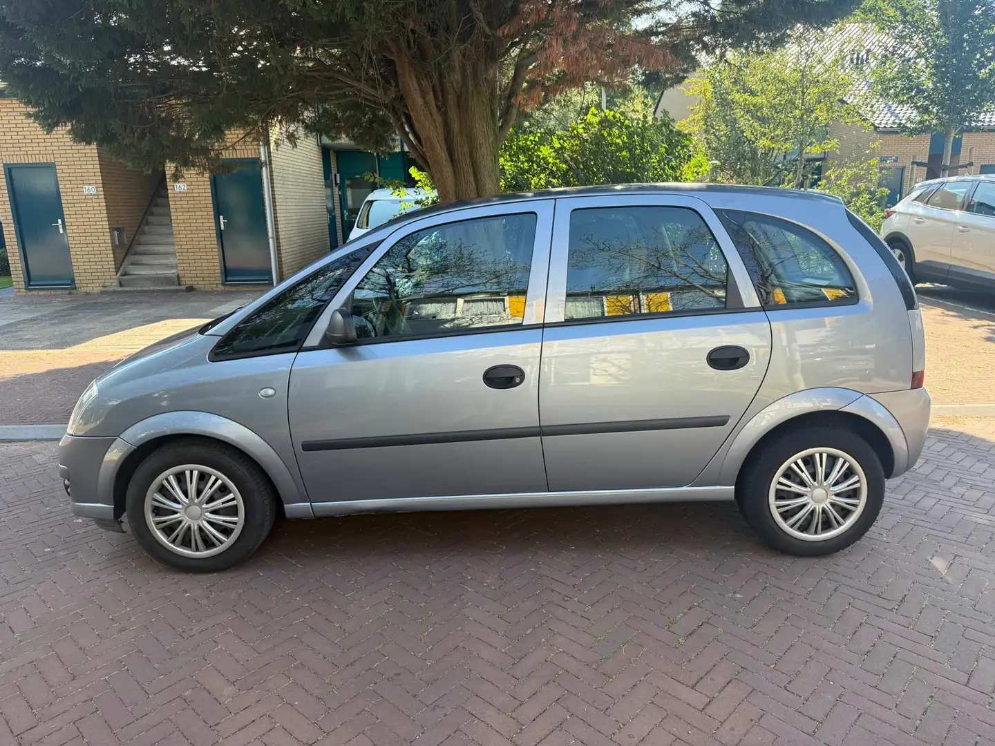 Opel Meriva Nieuw APK / 92.000 km / bouwjaar 2008 / leuke auto Grijs - 2