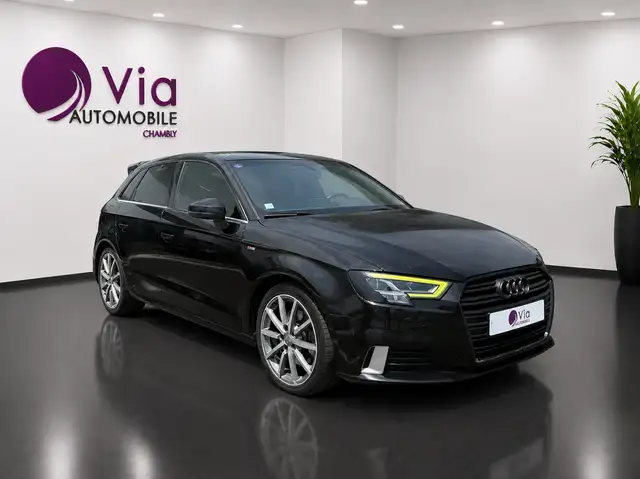 Audi A3 view 3