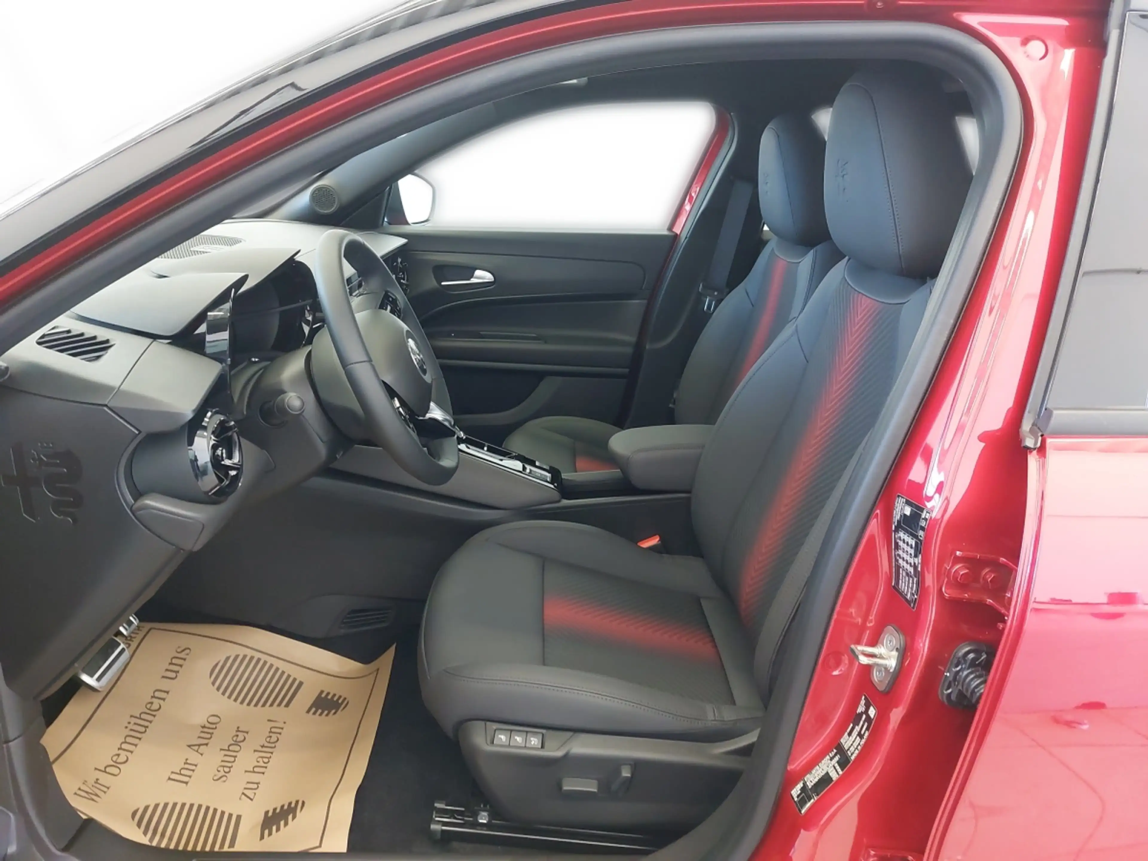 Alfa Romeo Junior Elettrica MY25 SPECIALE BEV 156PS — photo 5
