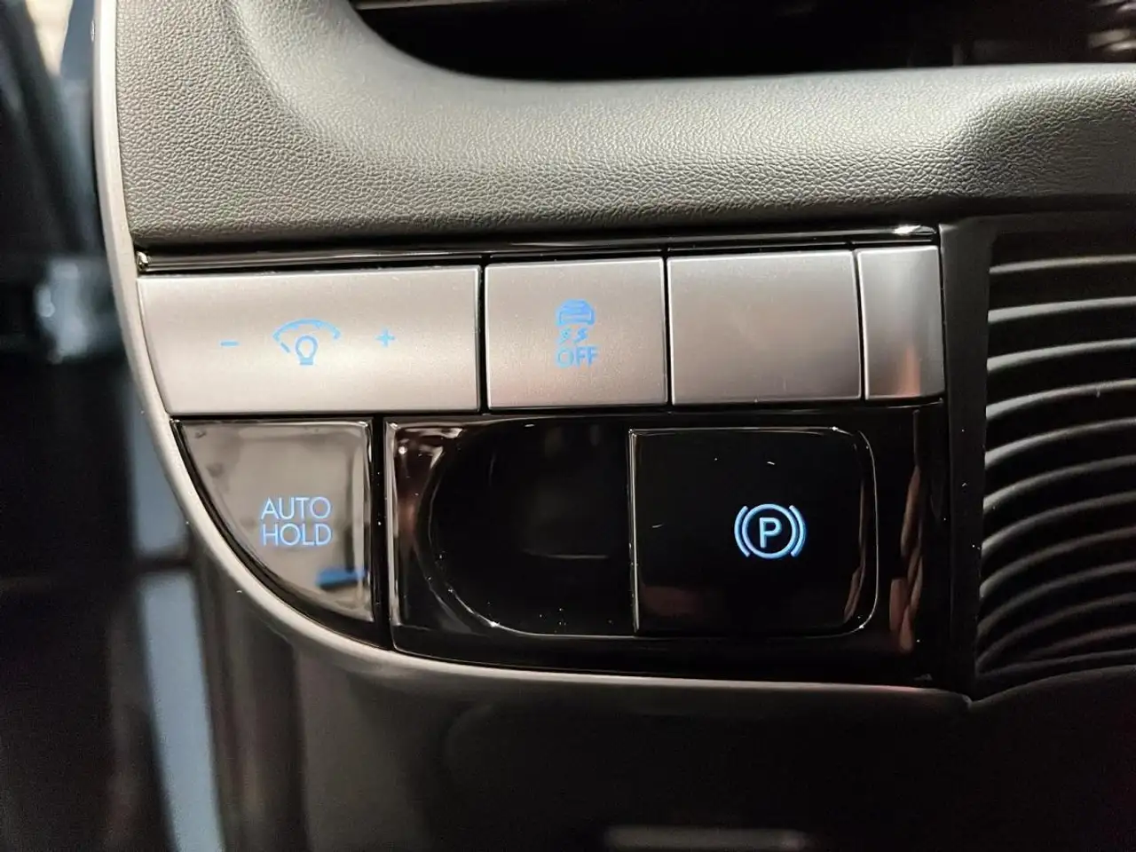 Hyundai IONIQ 5 снимка Hyundai IONIQ 5