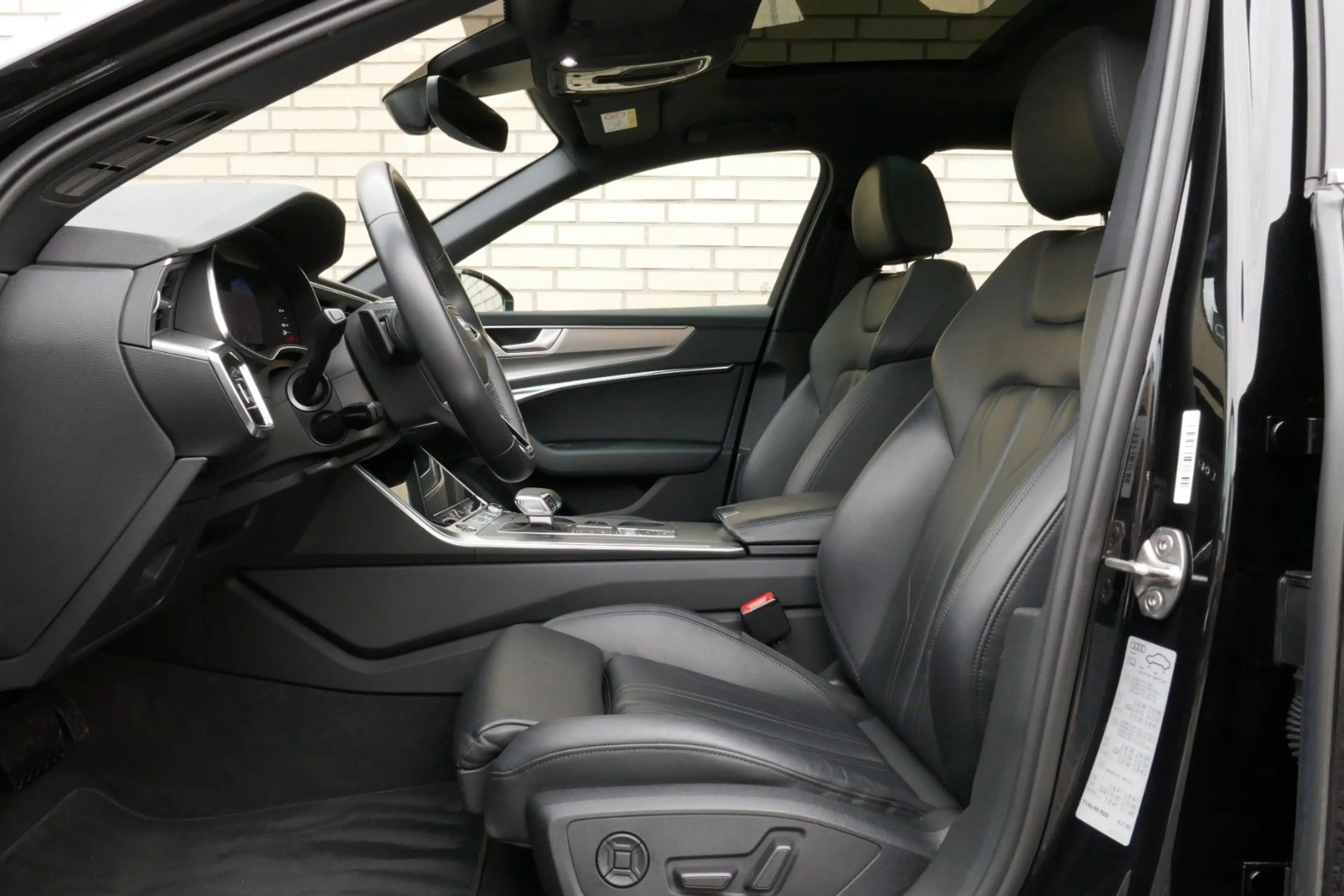 Audi A6 3.0 quattro Sport Black Leder Memory Pano 20" — photo 12